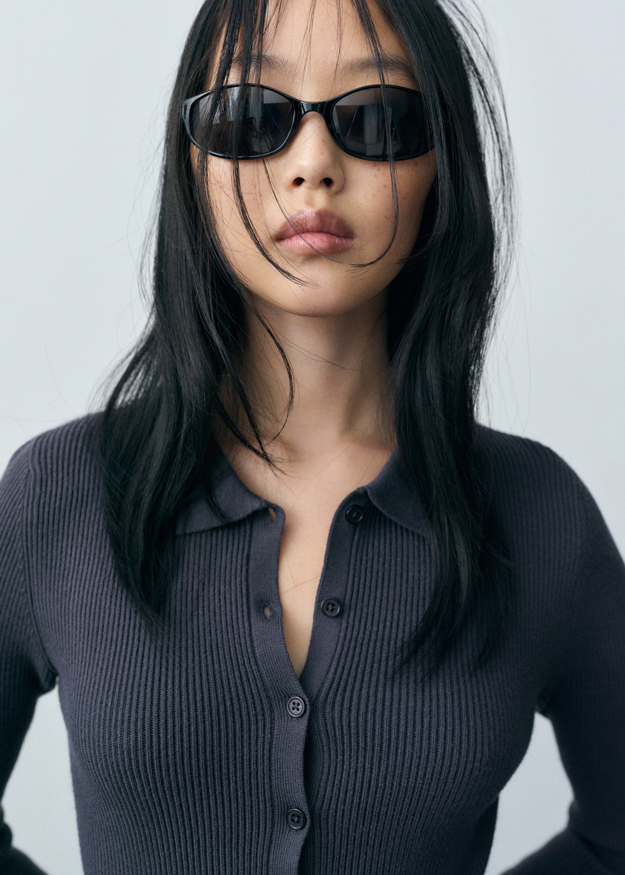 Polo-neck jumpsuit - Details of the article 6, Charcoal. Ref: 87073271-00.