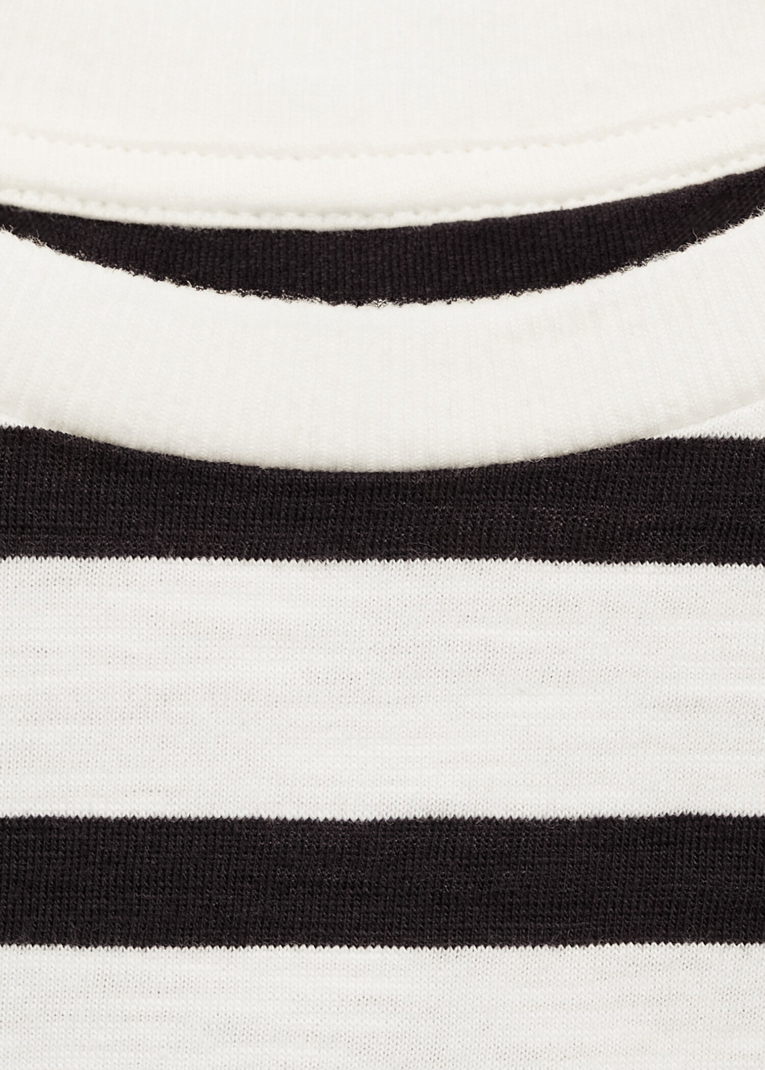 Striped long sleeves t-shirt - Details of the article 0