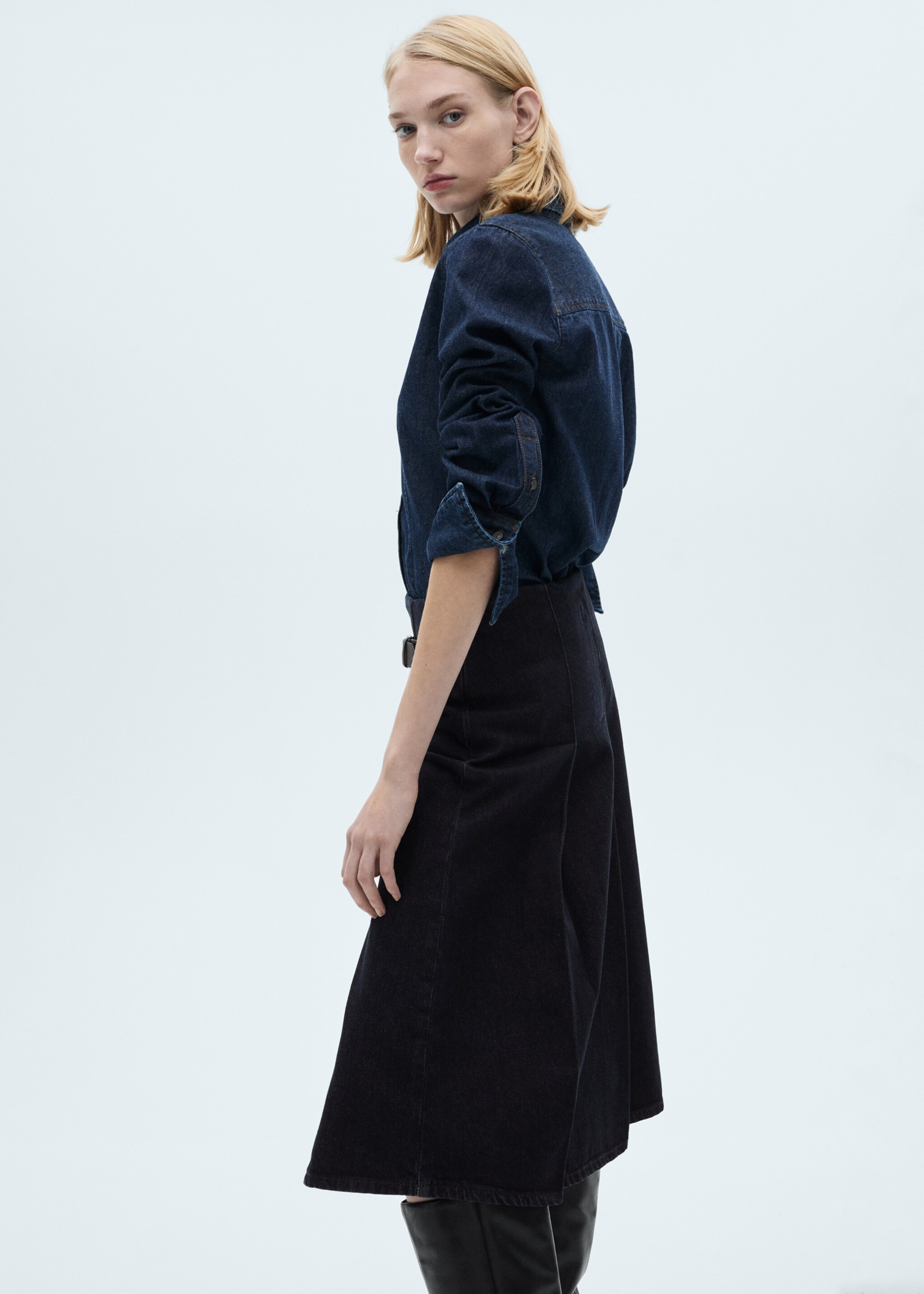 Rinse-wash midi-skirt with buckle - Details of the article 1, Open Blue. Ref: 87073277-00.