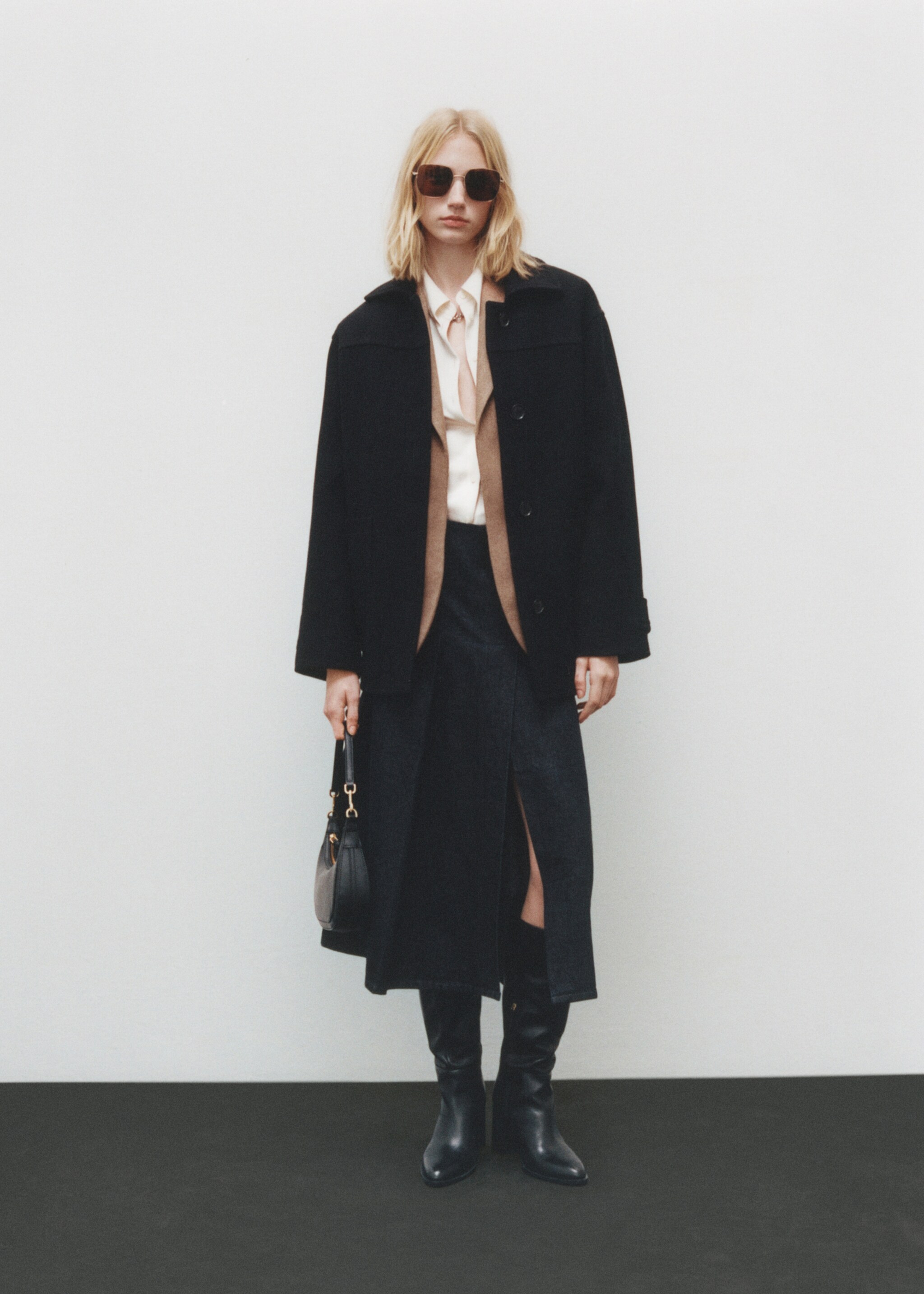 Rinse-wash midi-skirt with buckle - Details of the article 6, Open Blue. Ref: 87073277-00.