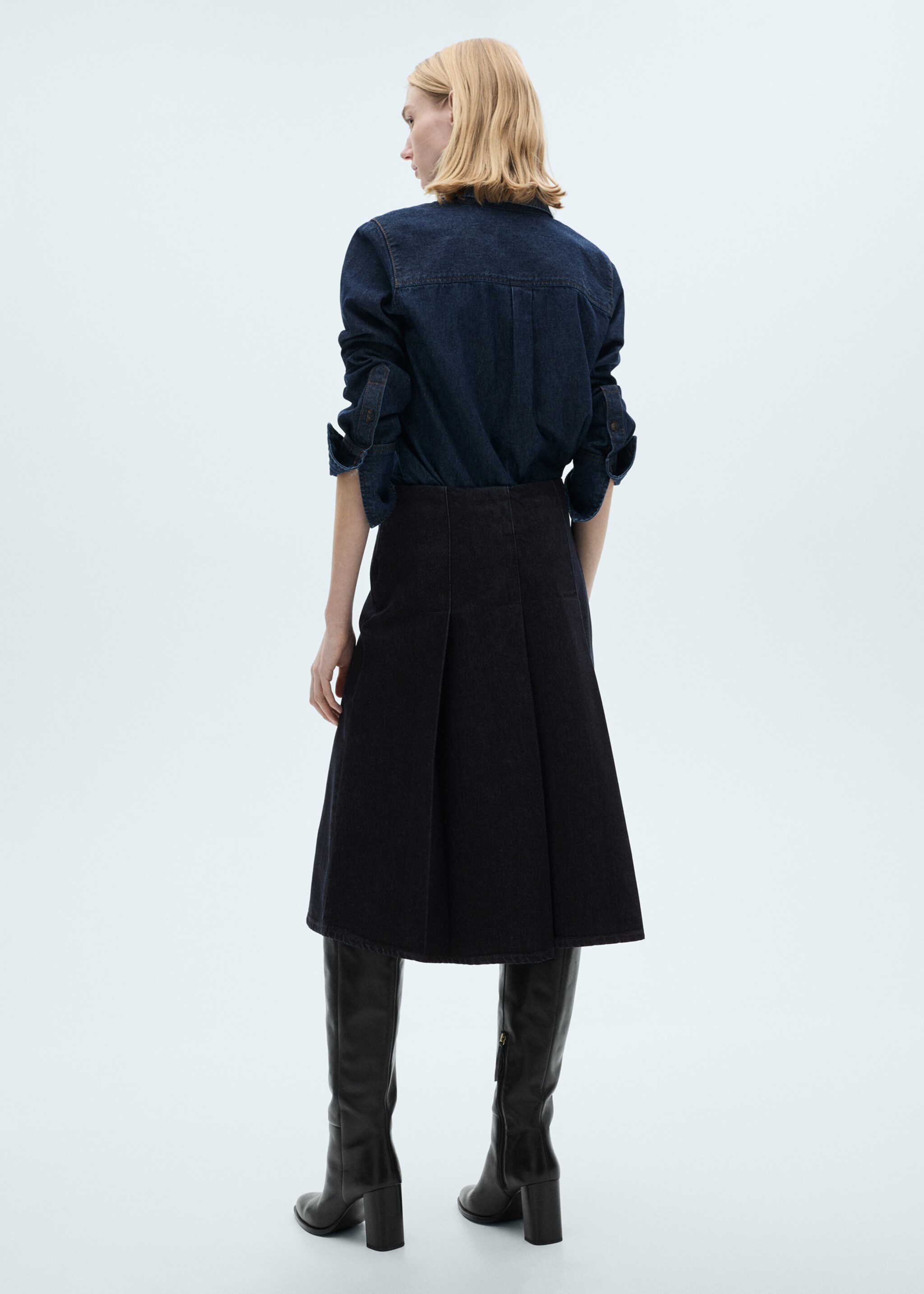 Rinse-wash midi-skirt with buckle - Reverse of the article, Open Blue. Ref: 87073277-00.