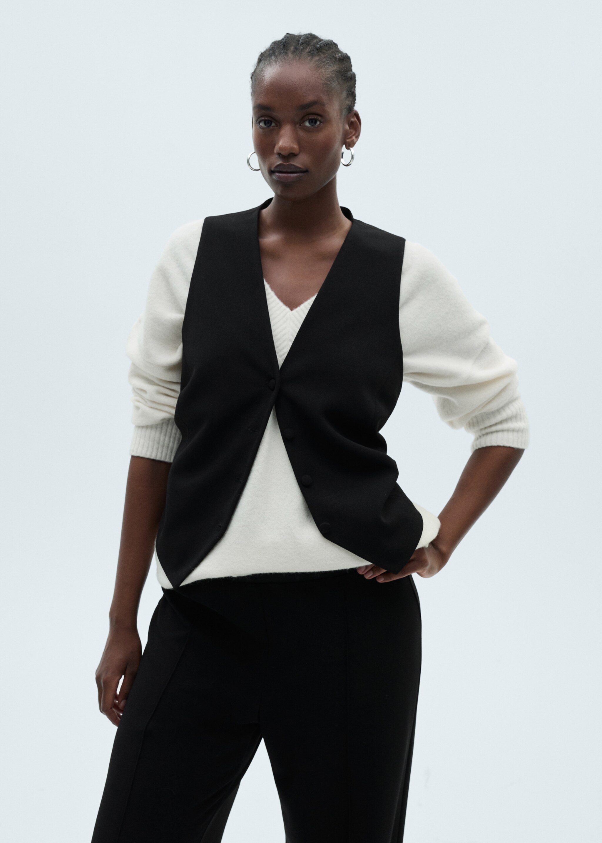 Straight knitted trousers - Details of the article 5, Black. Ref: 87073279-00.