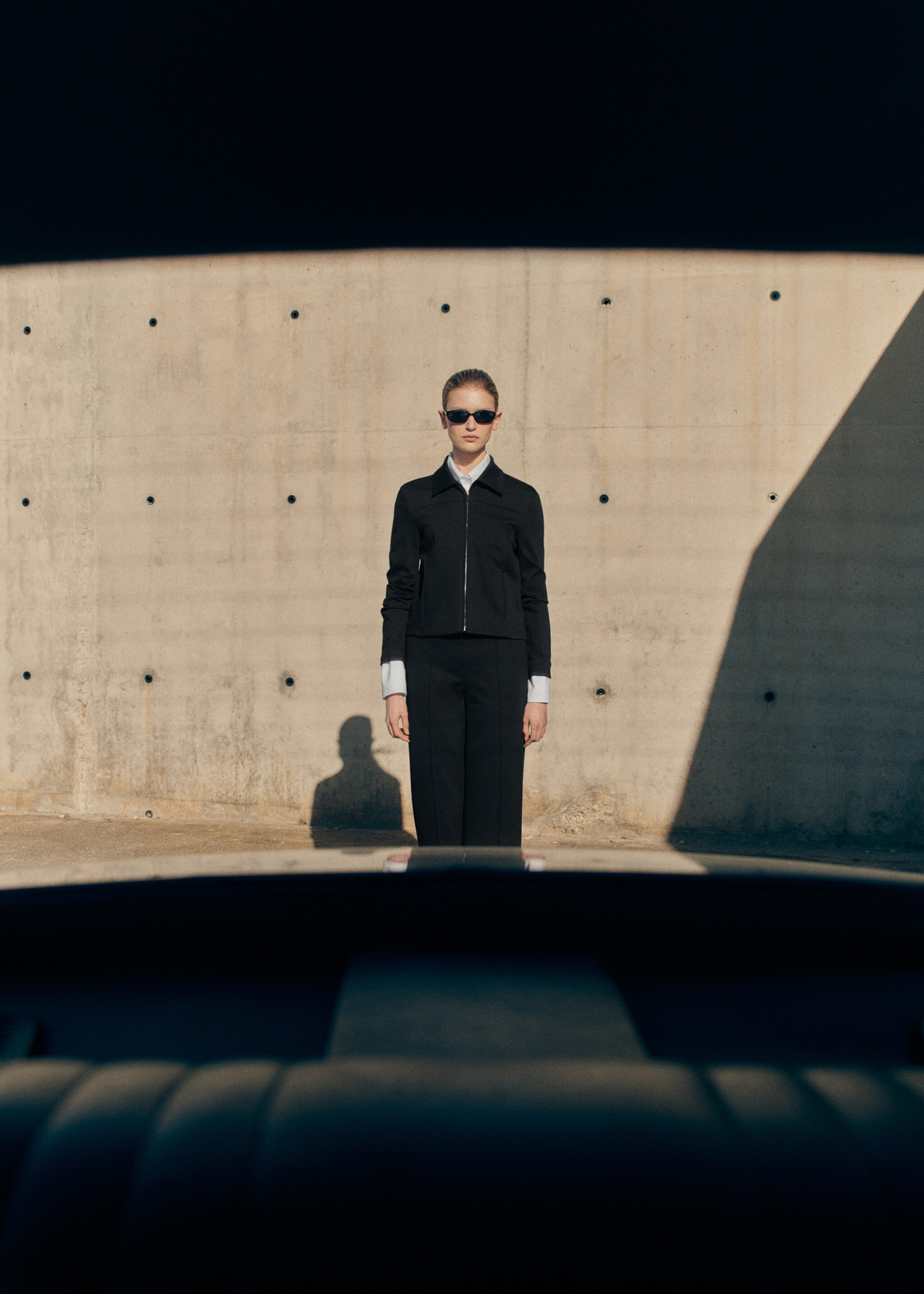 Zipper fitted jacket - Details of the article 6, Black. Ref: 87073284-00.