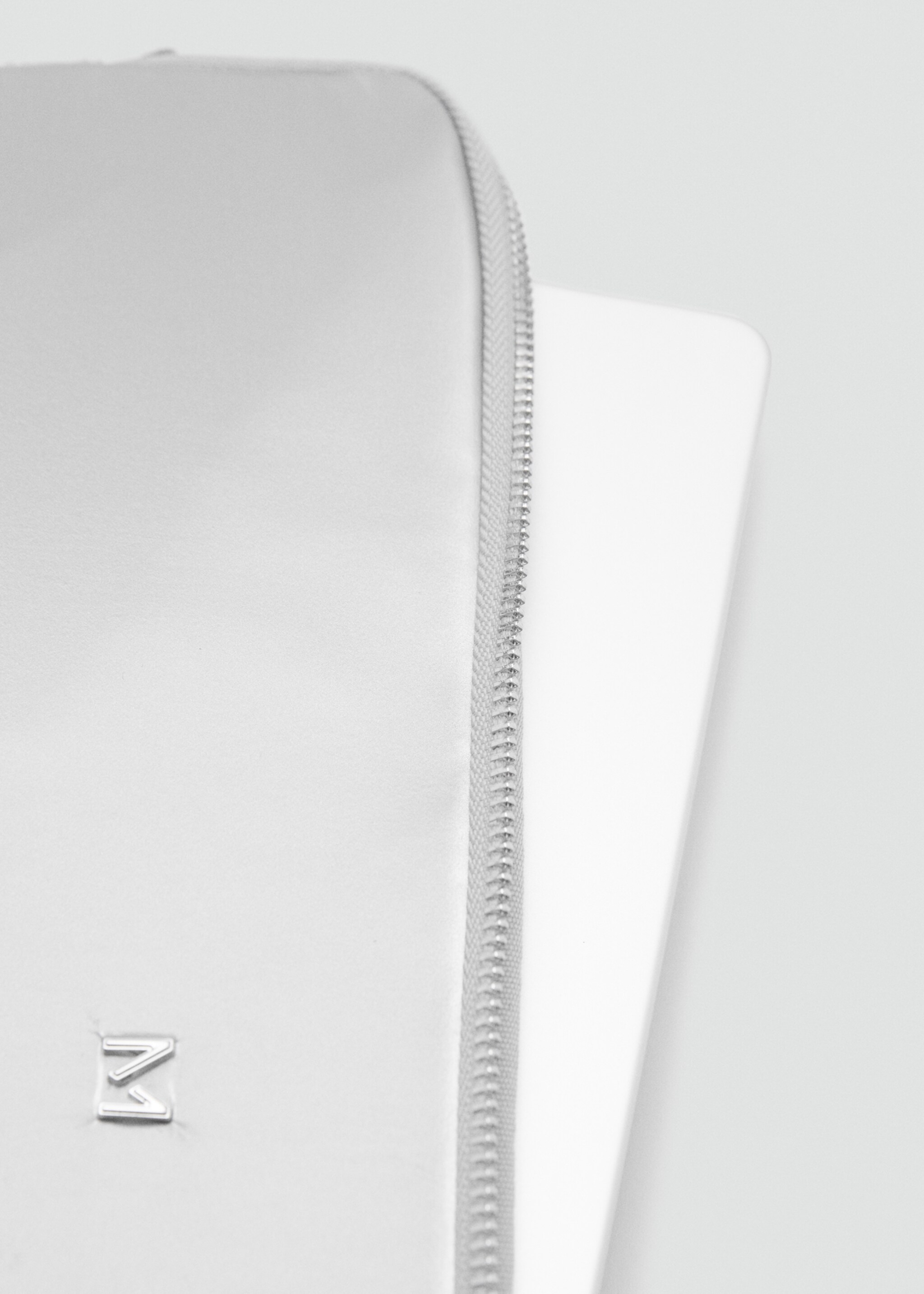 Nylon laptop case - Details of the article 2, Silver. Ref: 87073285-00.