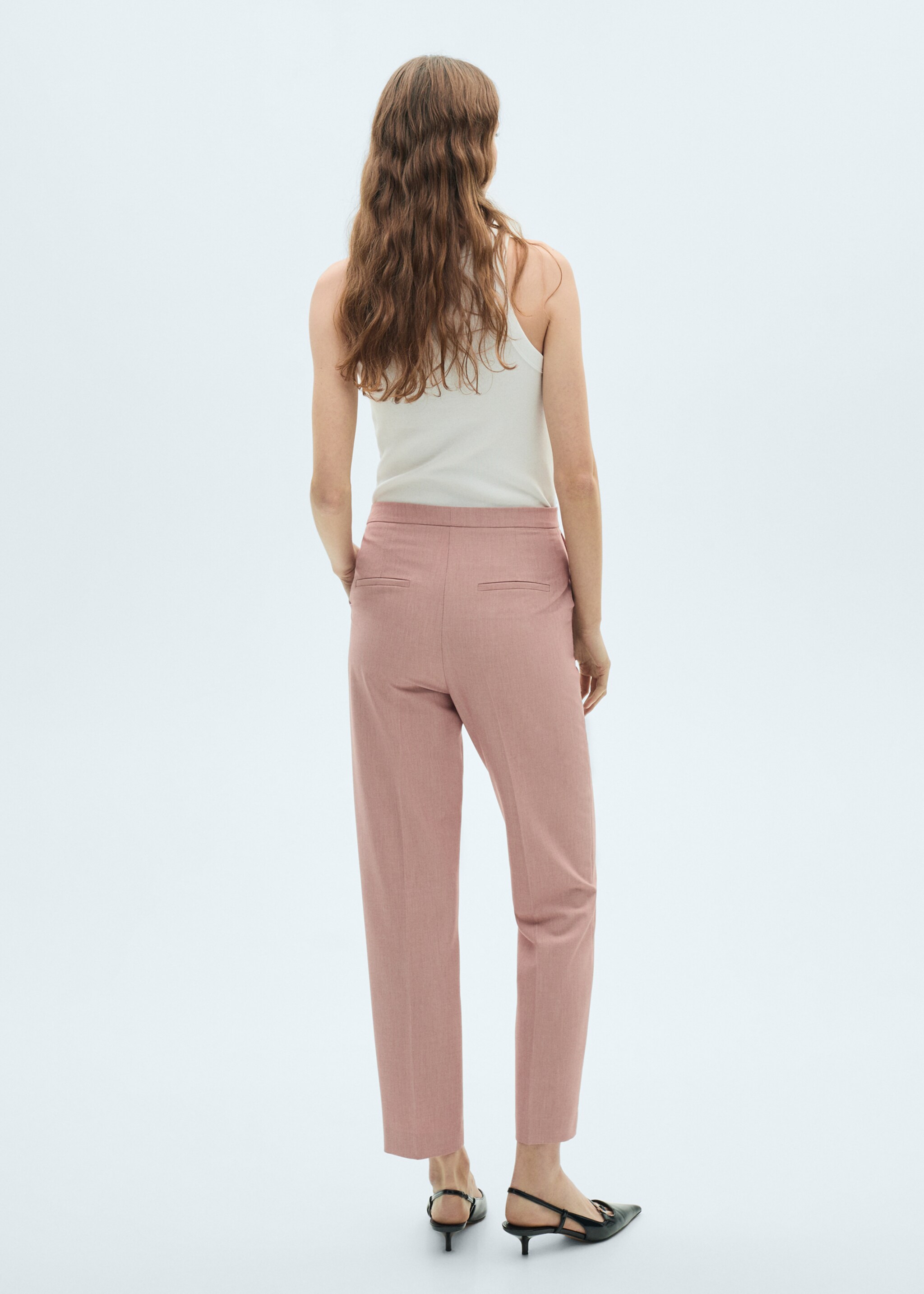 Straight suit trousers - Reverse of the article, Pastel Pink. Ref: 87073292-00.
