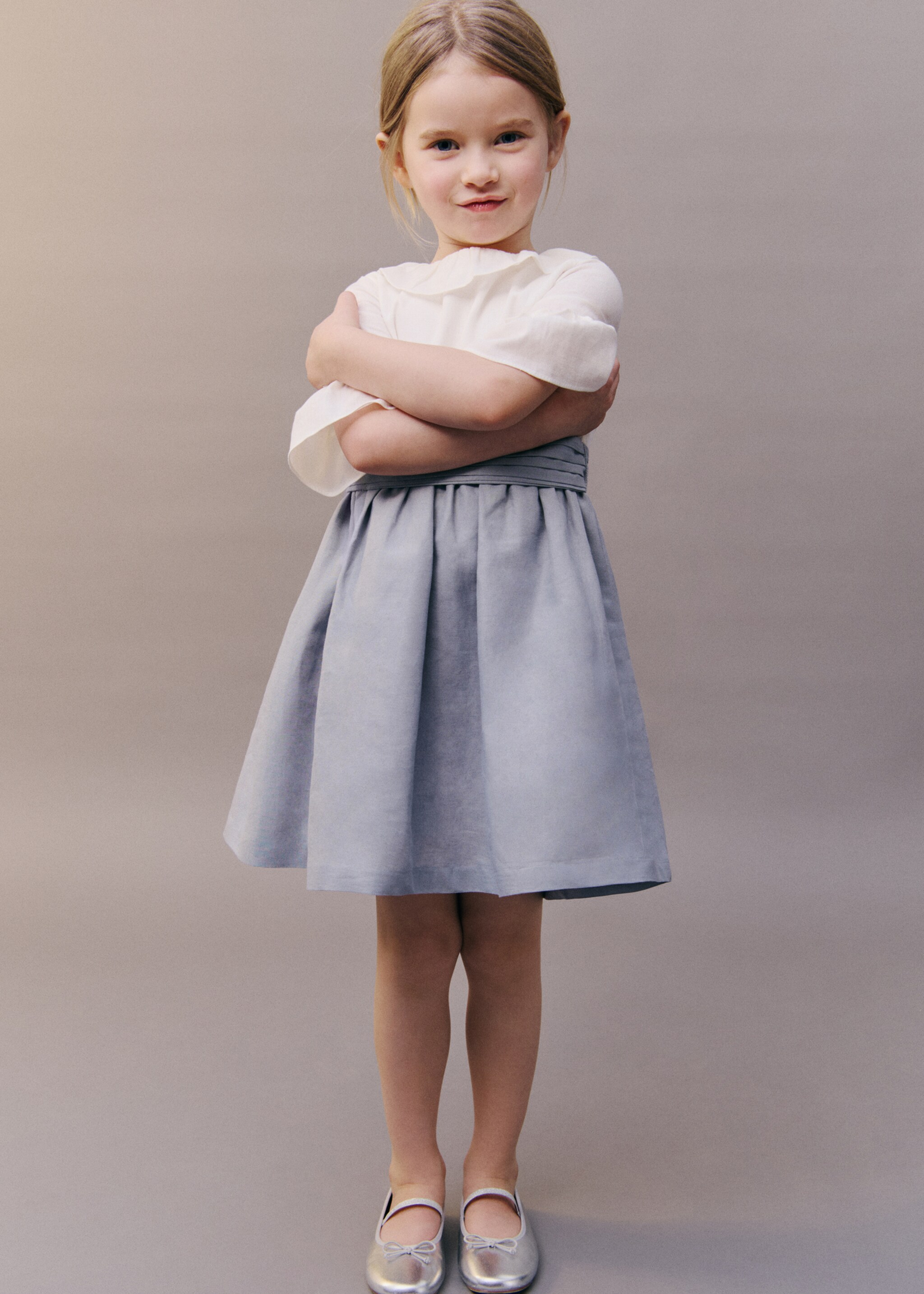 Vestit faldilla contrast - Detall de l'article 5, Blanc. Ref: 87073633-00.