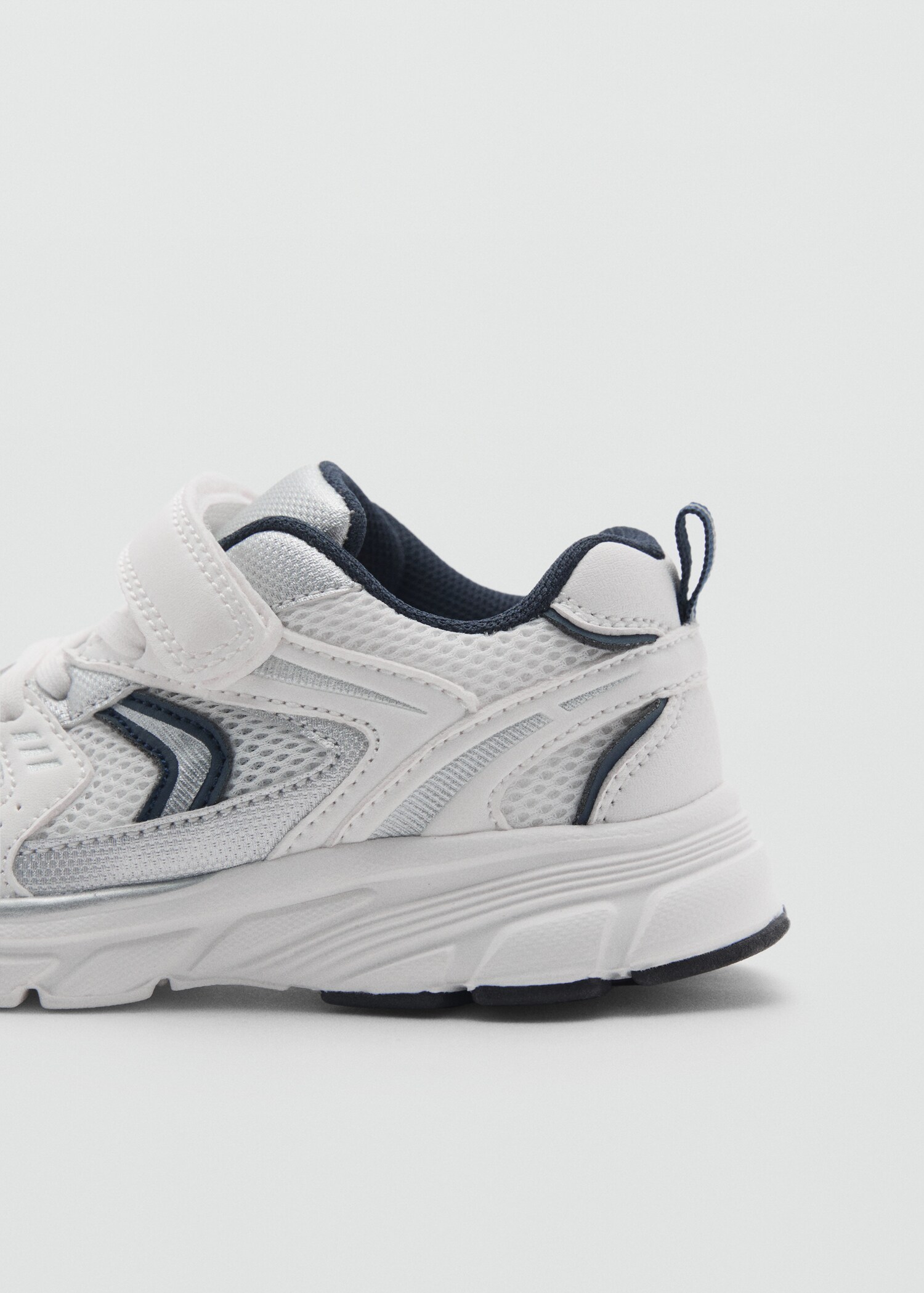 Kombinierte Sneakers mit Klettverschluss - Detail des Artikels 1