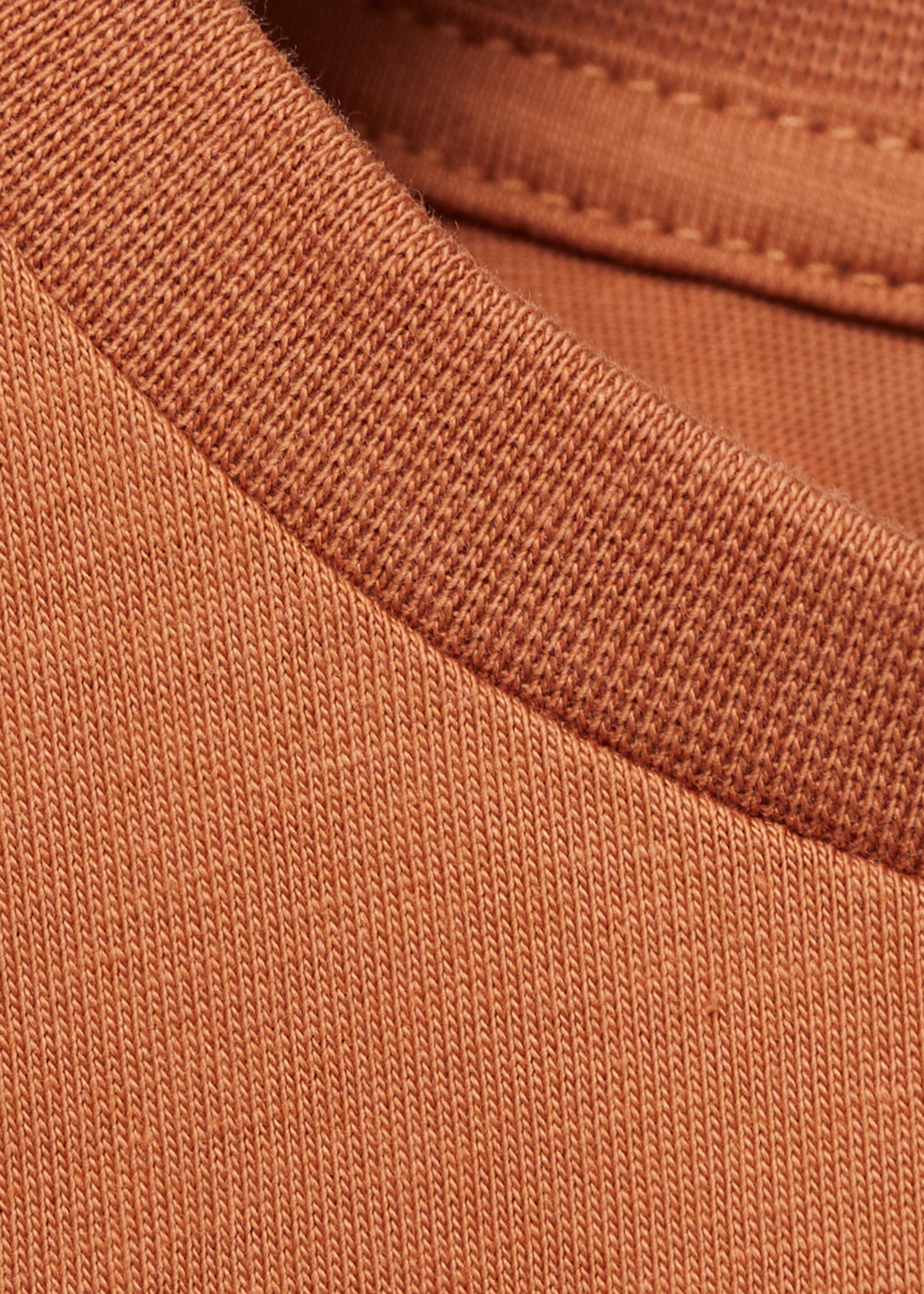 T-shirt with print drawing - Details of the article 0, Caramel. Ref: 87073641-00.