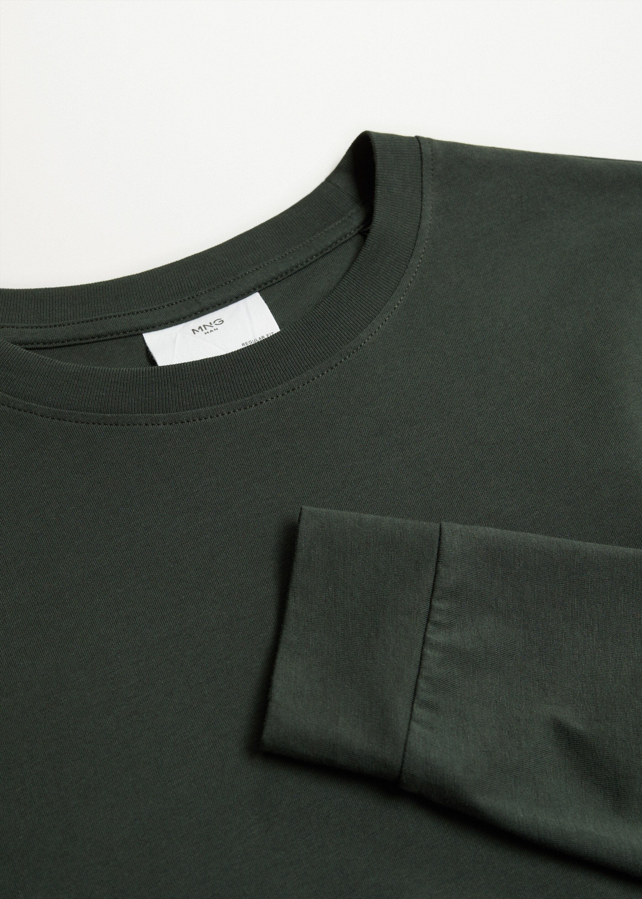 Long sleeve cotton t-shirt - Details of the article 7