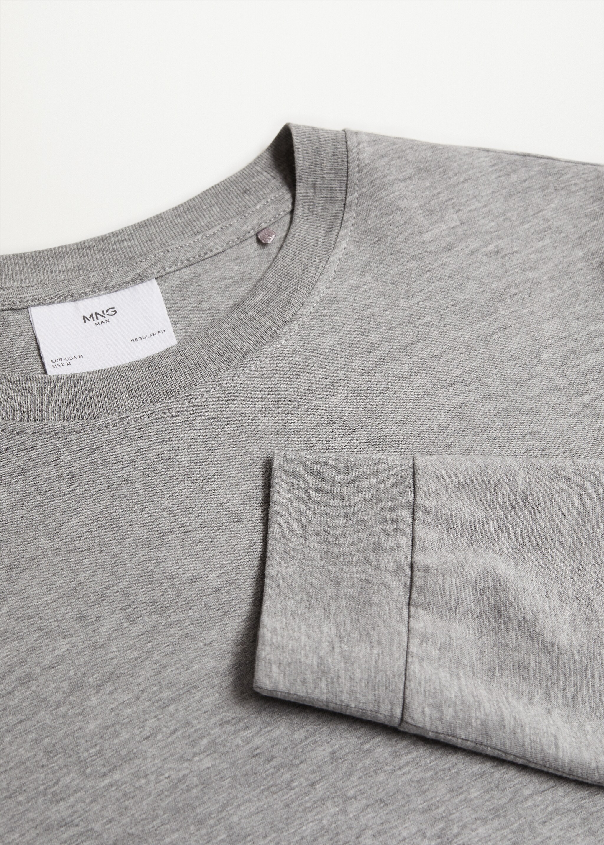 Long sleeve cotton t-shirt - Details of the article 7