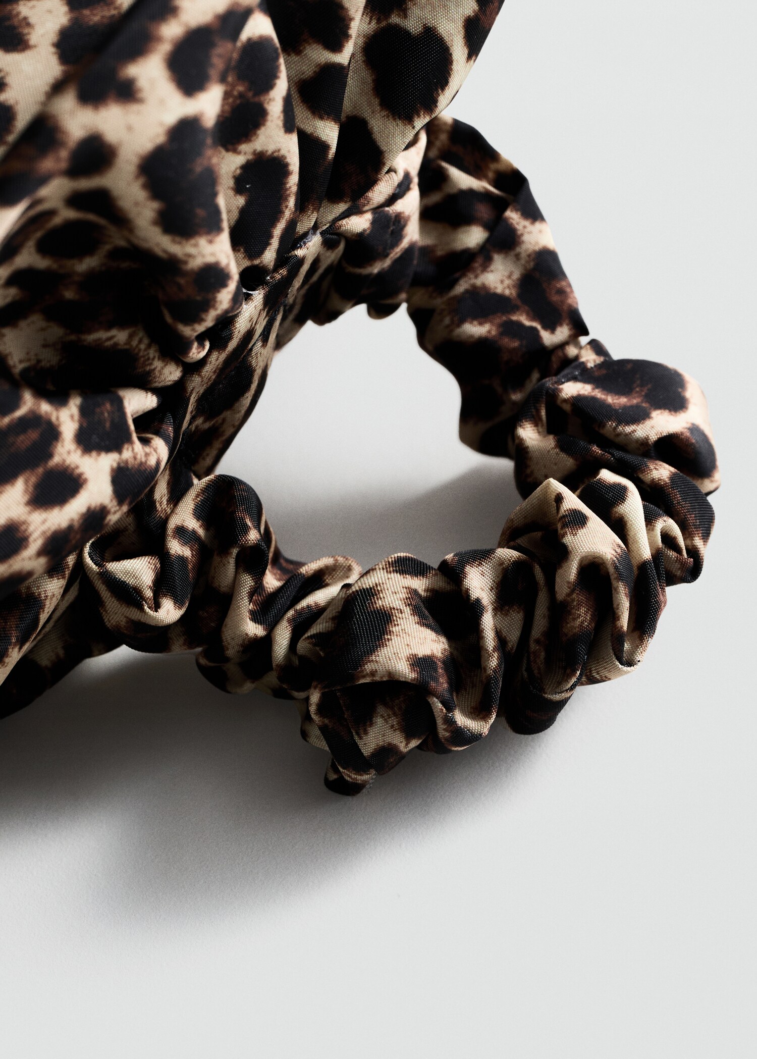 Maxi-chouchou fleur - Plan moyen