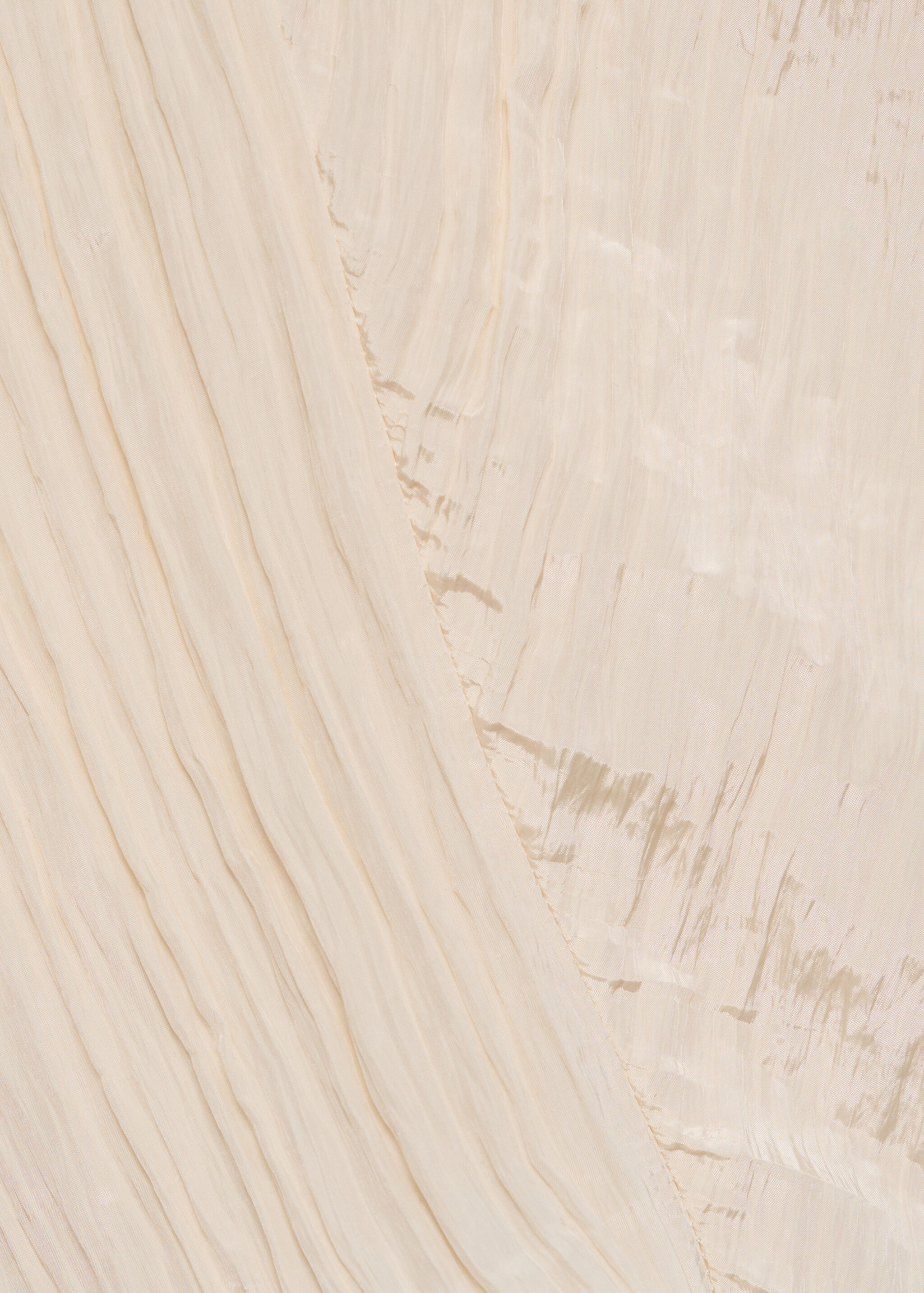 Wrinkled effect V-neck top - Details of the article 0, Vanilla. Ref: 87074064-00.