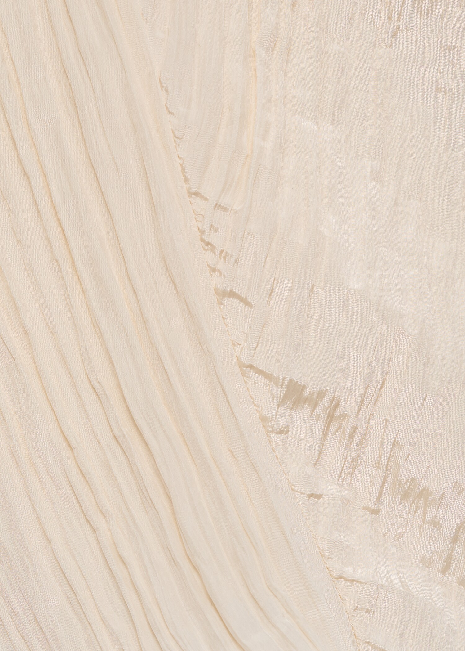 Wrinkled effect V-neck top - Details of the article 0