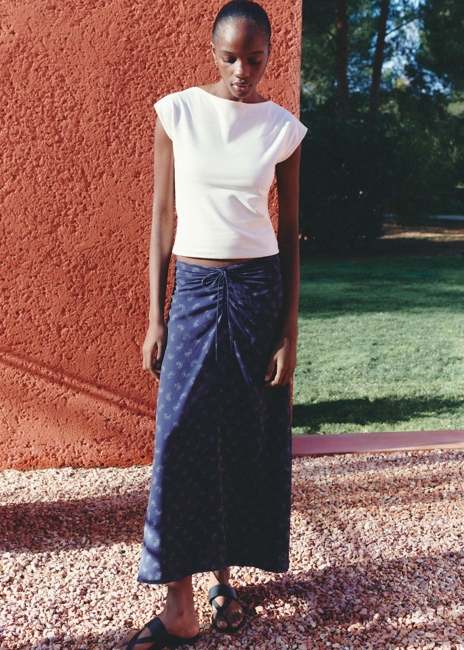 Printed long skirt - Details of the article 5