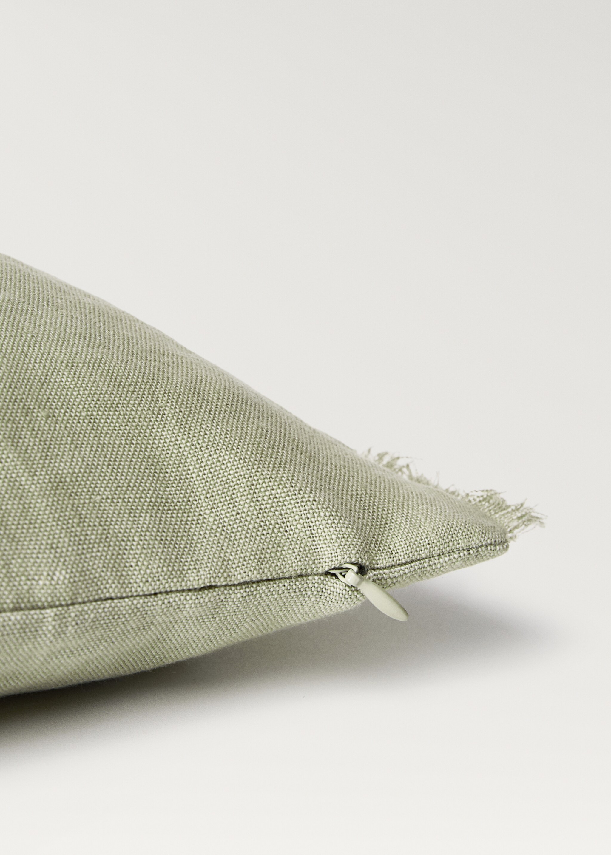 Funda coixí lli serrells 30x50 cm - Detall de l'article 2, Verd menta. Ref: 87074072-00.