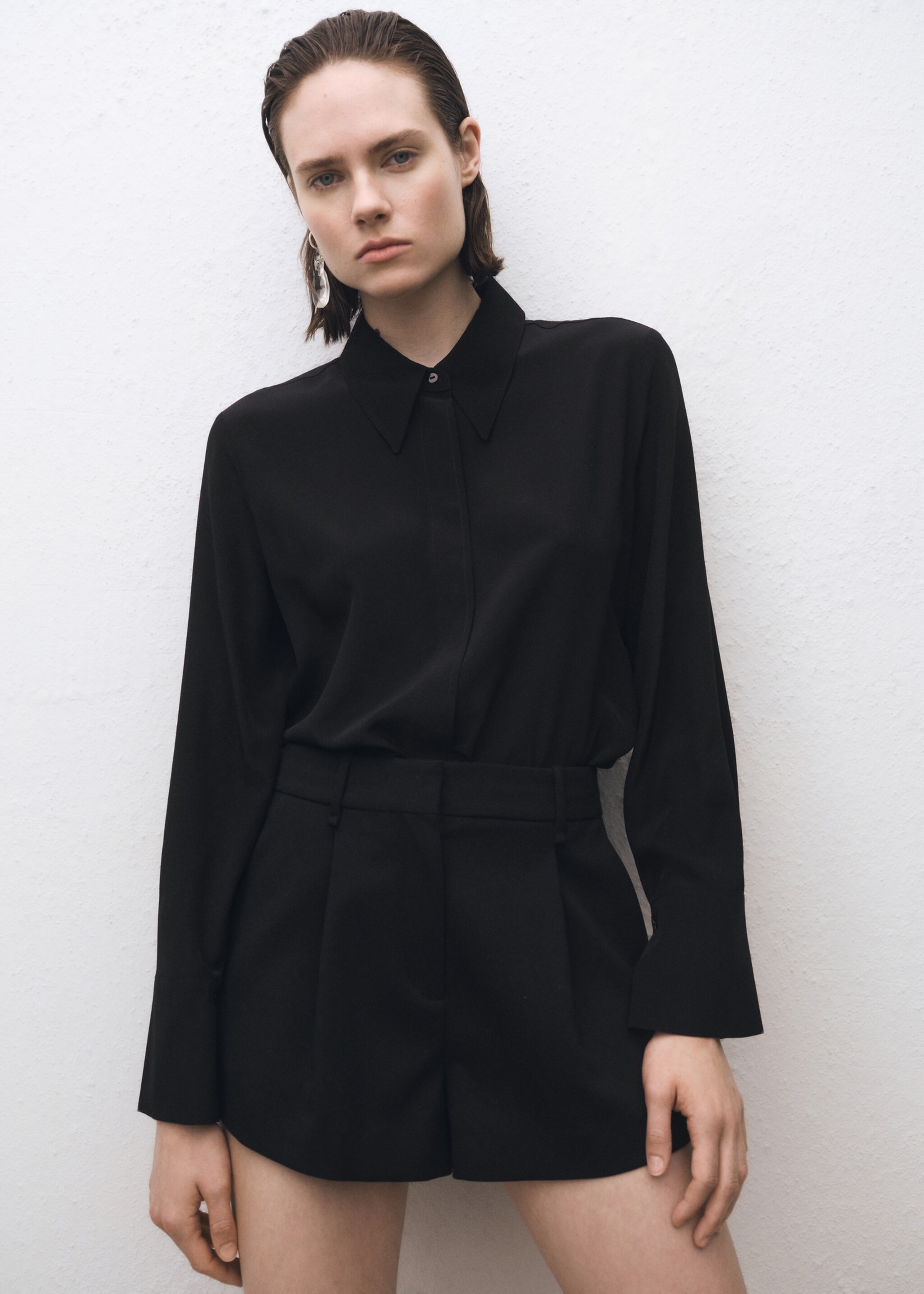 Satin silk shirt - Medium plane, Black. Ref: 87074079-00.