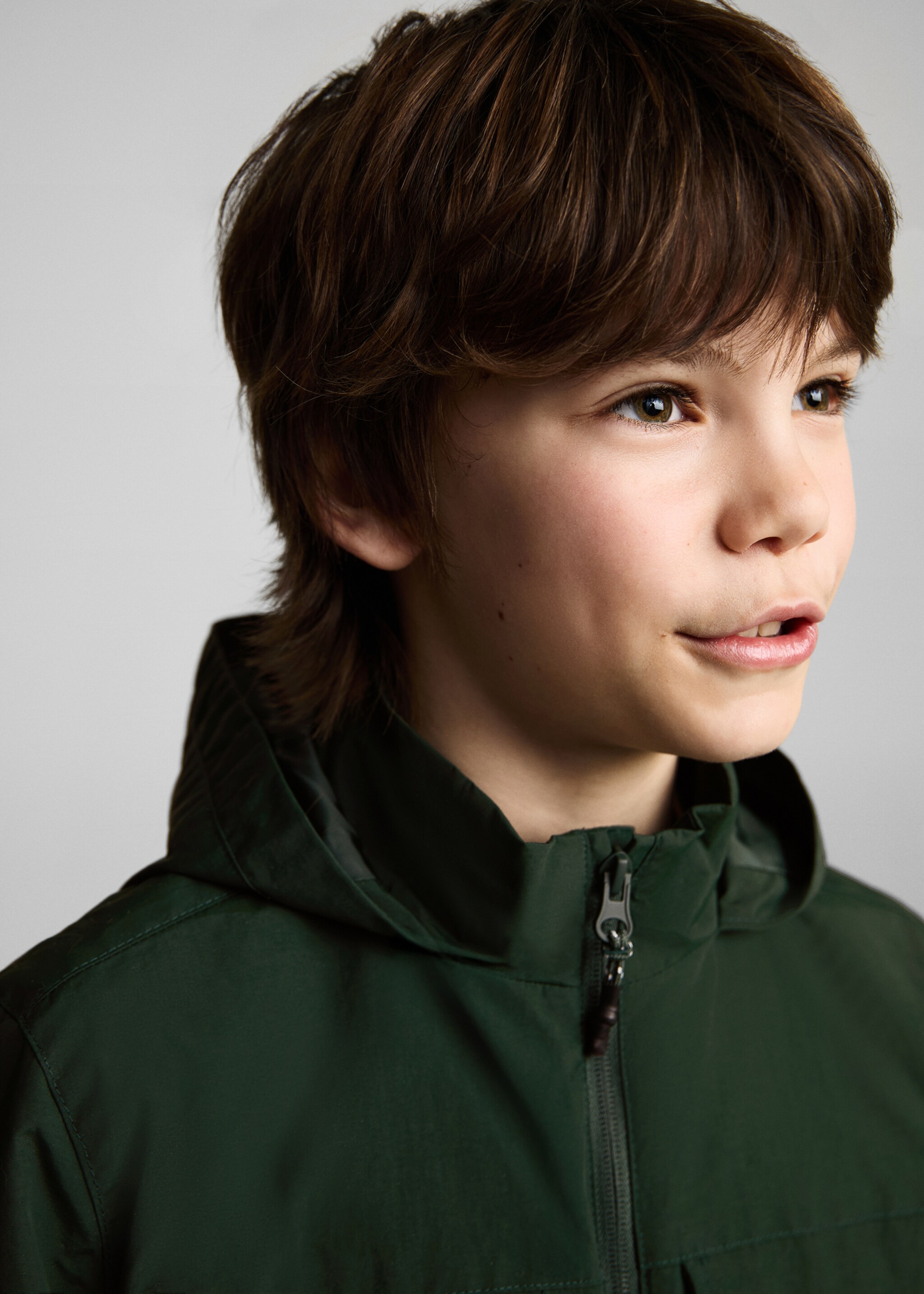 Hooded water-repellent parka - Details of the article 1, Dark Green. Ref: 87074398-00.