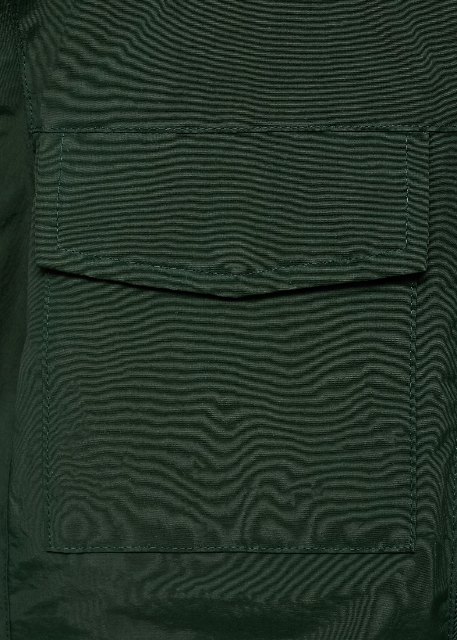 Hooded water-repellent parka - Details of the article 8