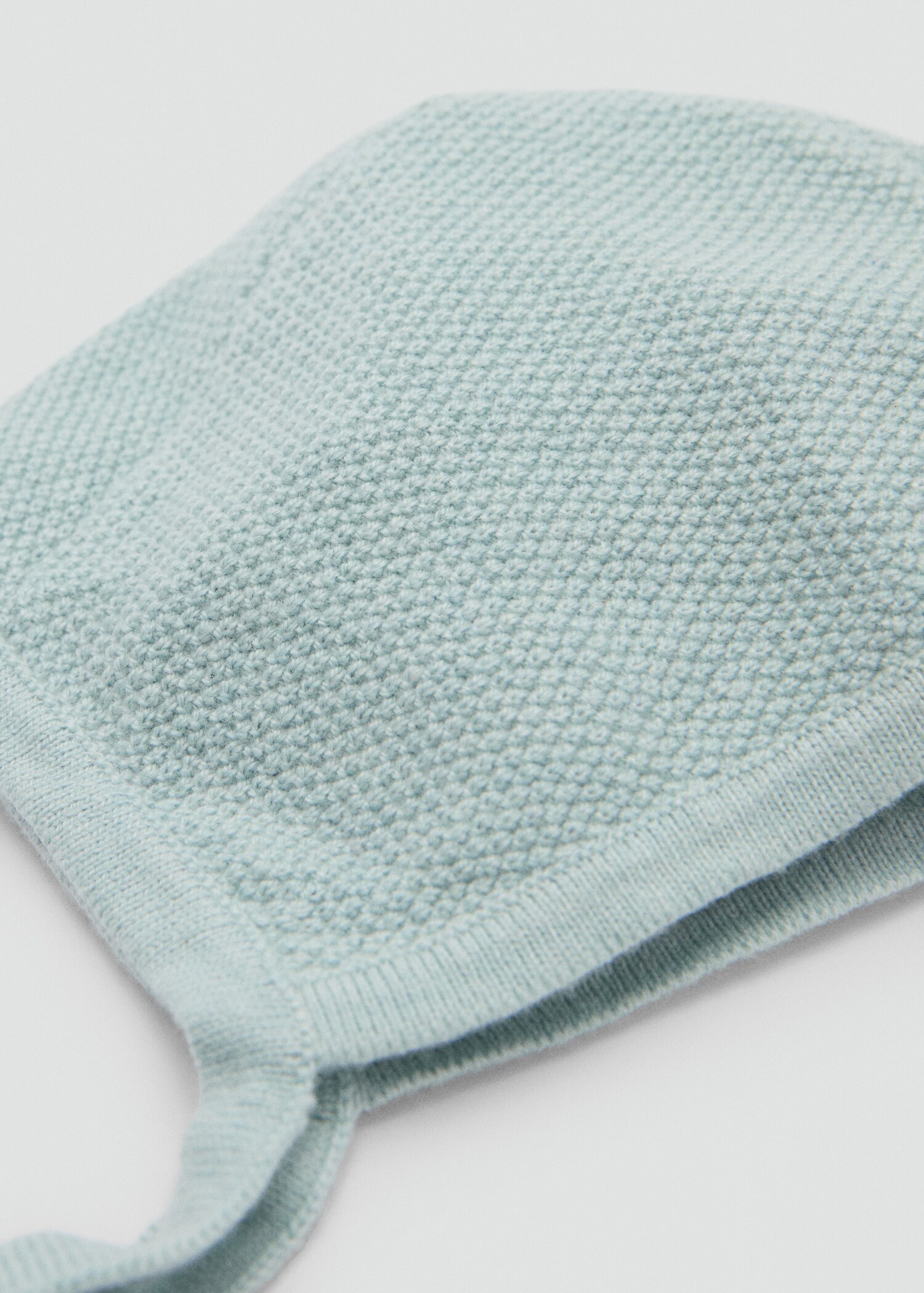 Knitted bonnet - Details of the article 1