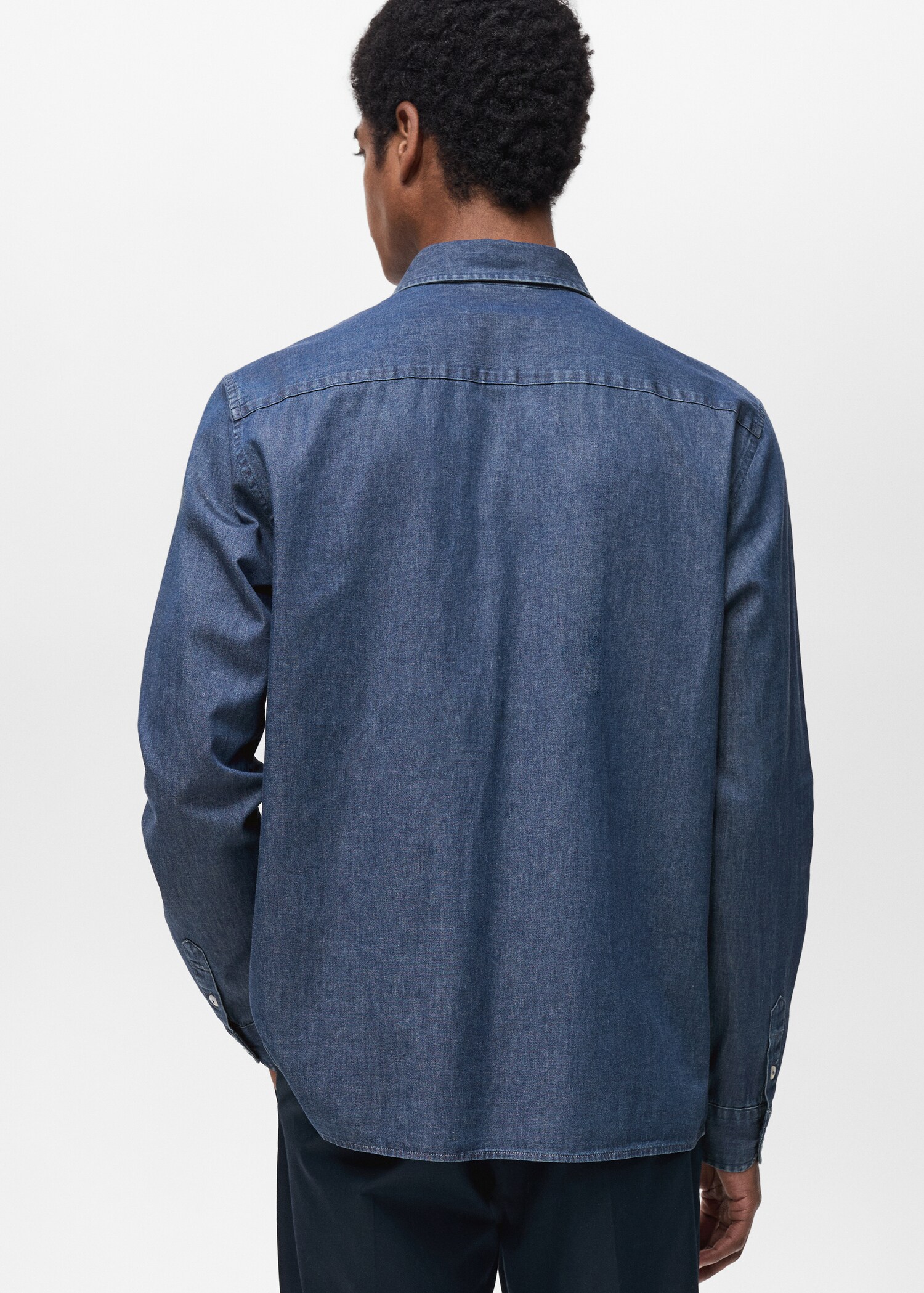100% cotton chambray shirt - Reverse of the article