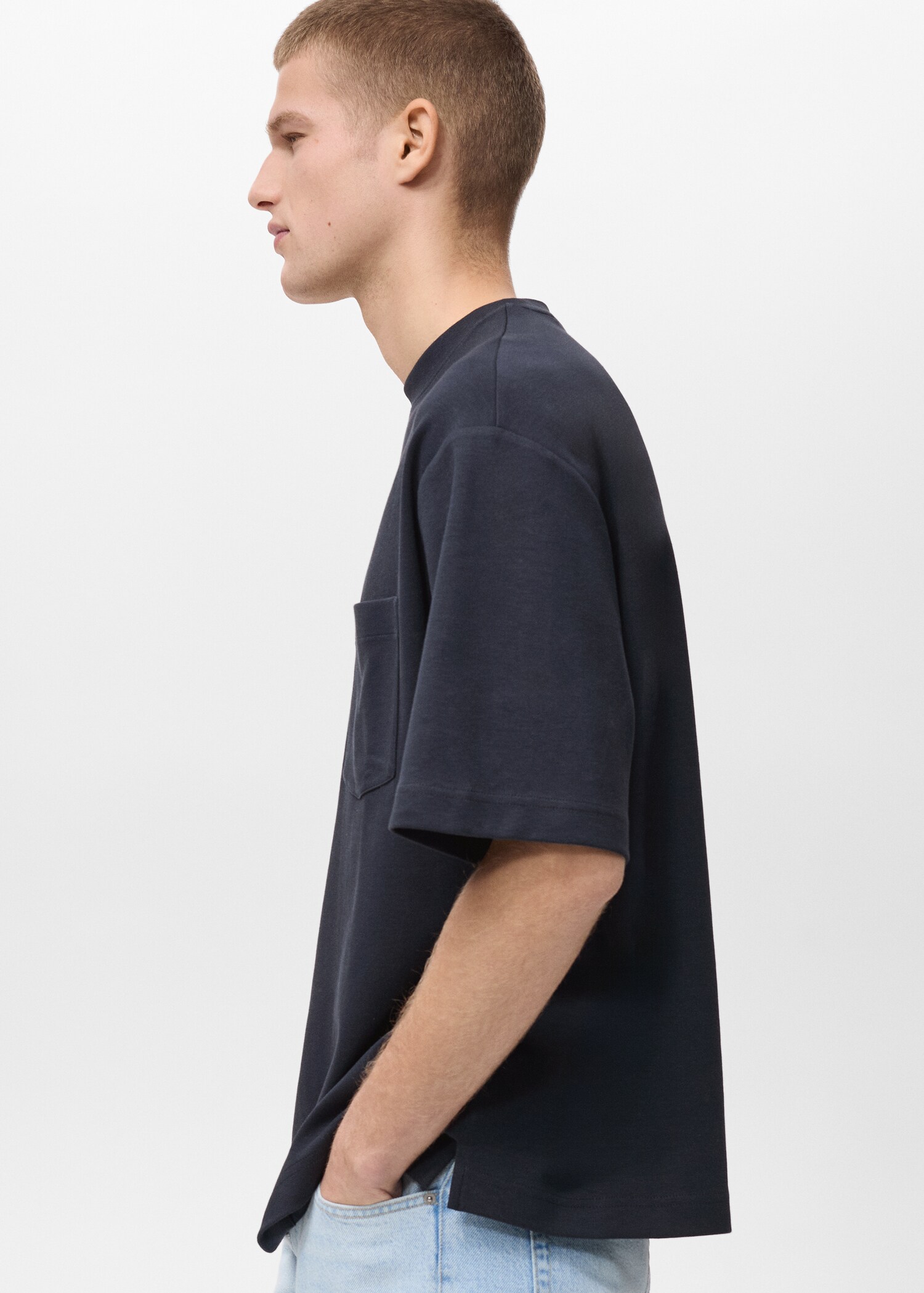 Oversized-T-Shirt aus Baumwolle mit Tasche - Detail des Artikels 2