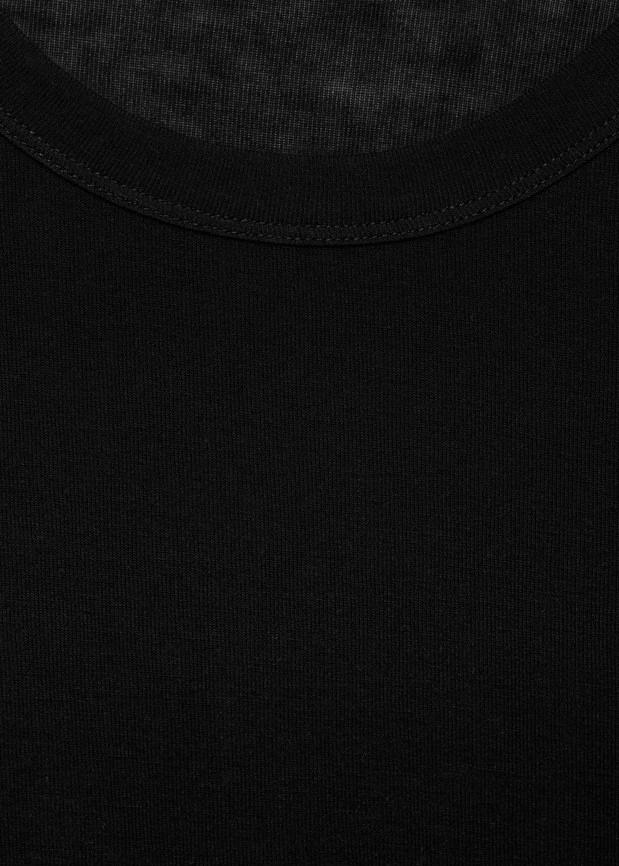 Samarreta barreja llana màniga llarga - Detall de l'article 8, Negre. Ref: 87074420-00.