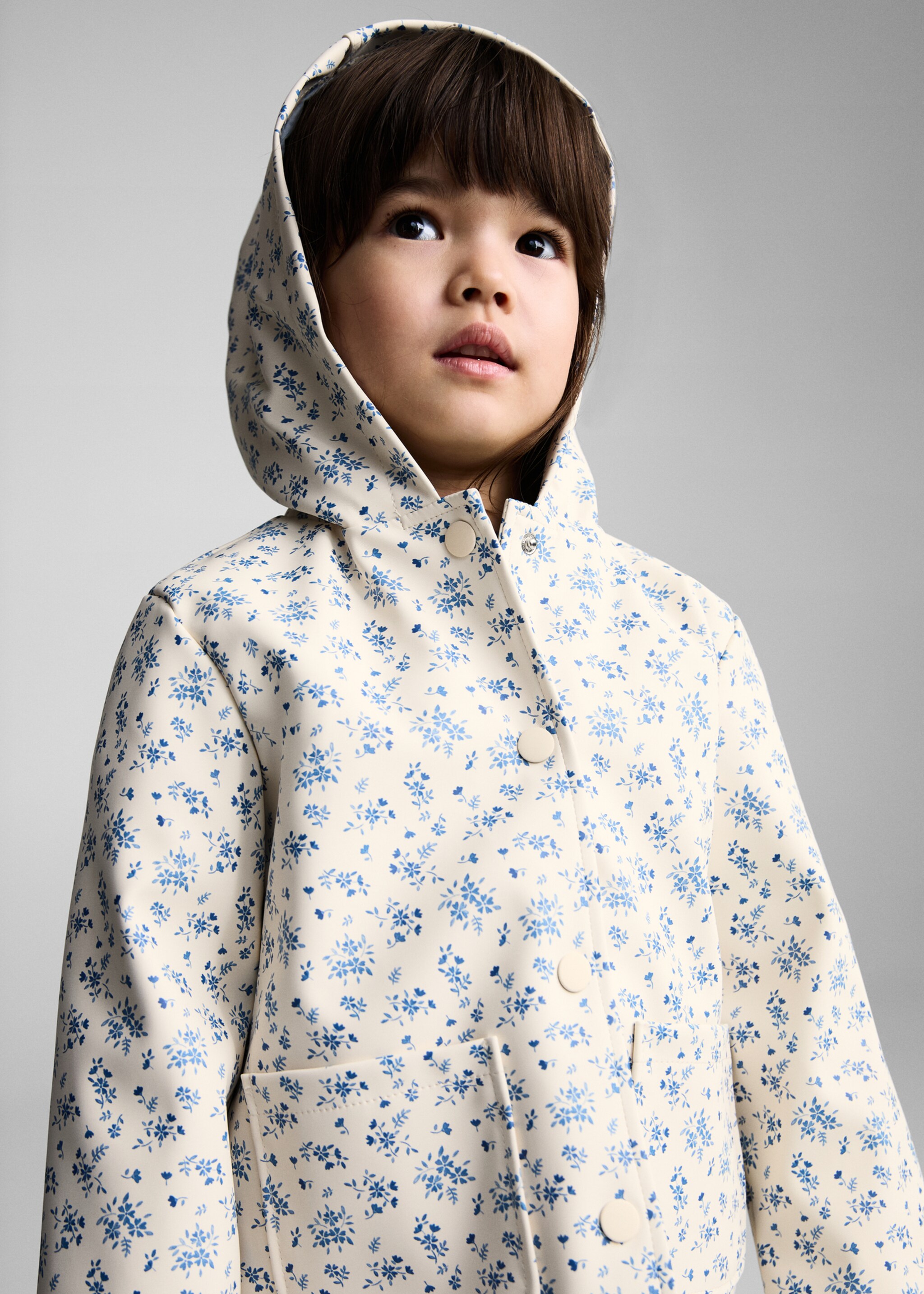 Hooded water-repellent parka - Details of the article 4, Off White. Ref: 87074780-00.