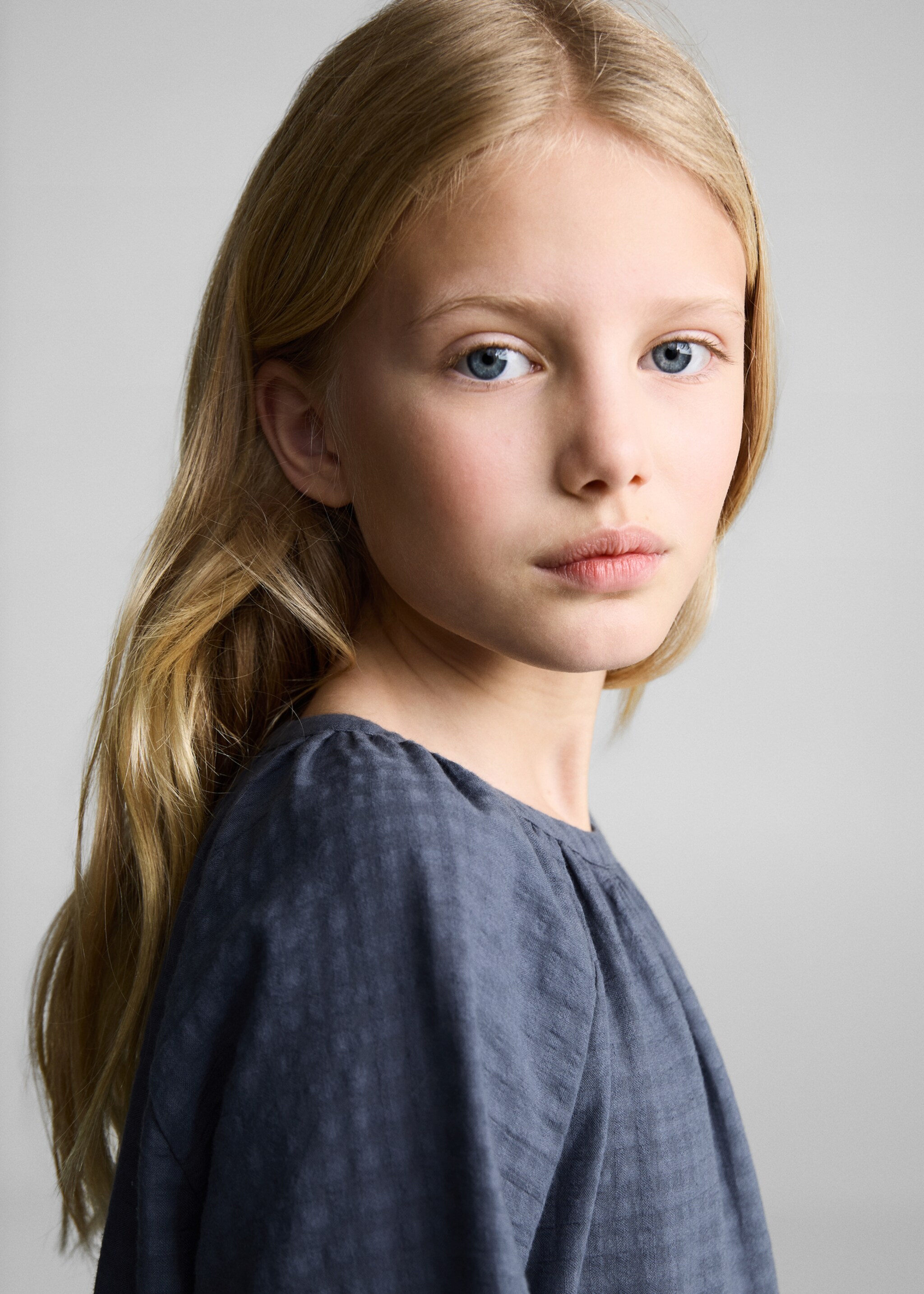 Embroidered textured dress - Details of the article 1, Blue. Ref: 87074796-00.