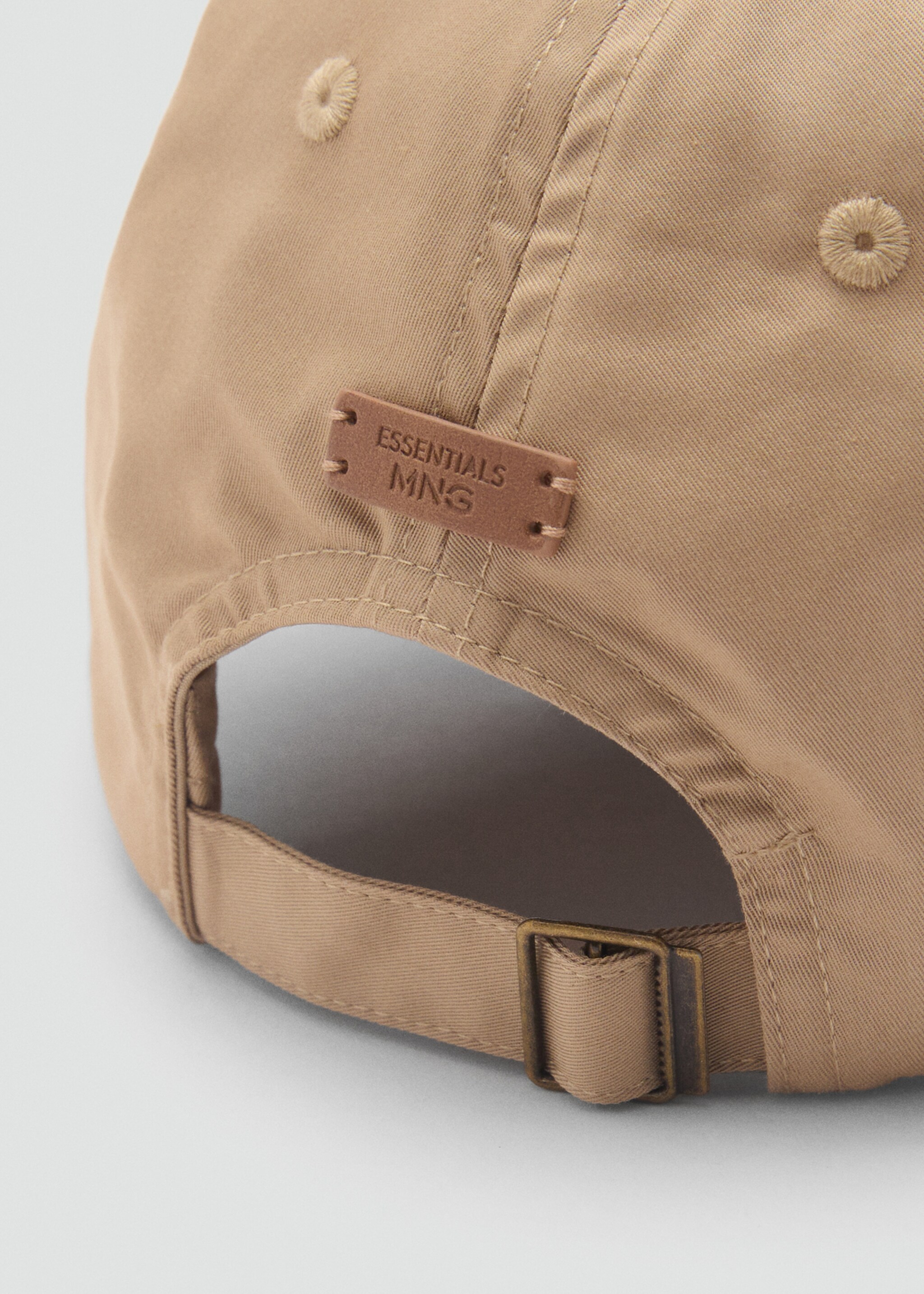 Cotton visor cap - Details of the article 1, Beige. Ref: 87074797-00.