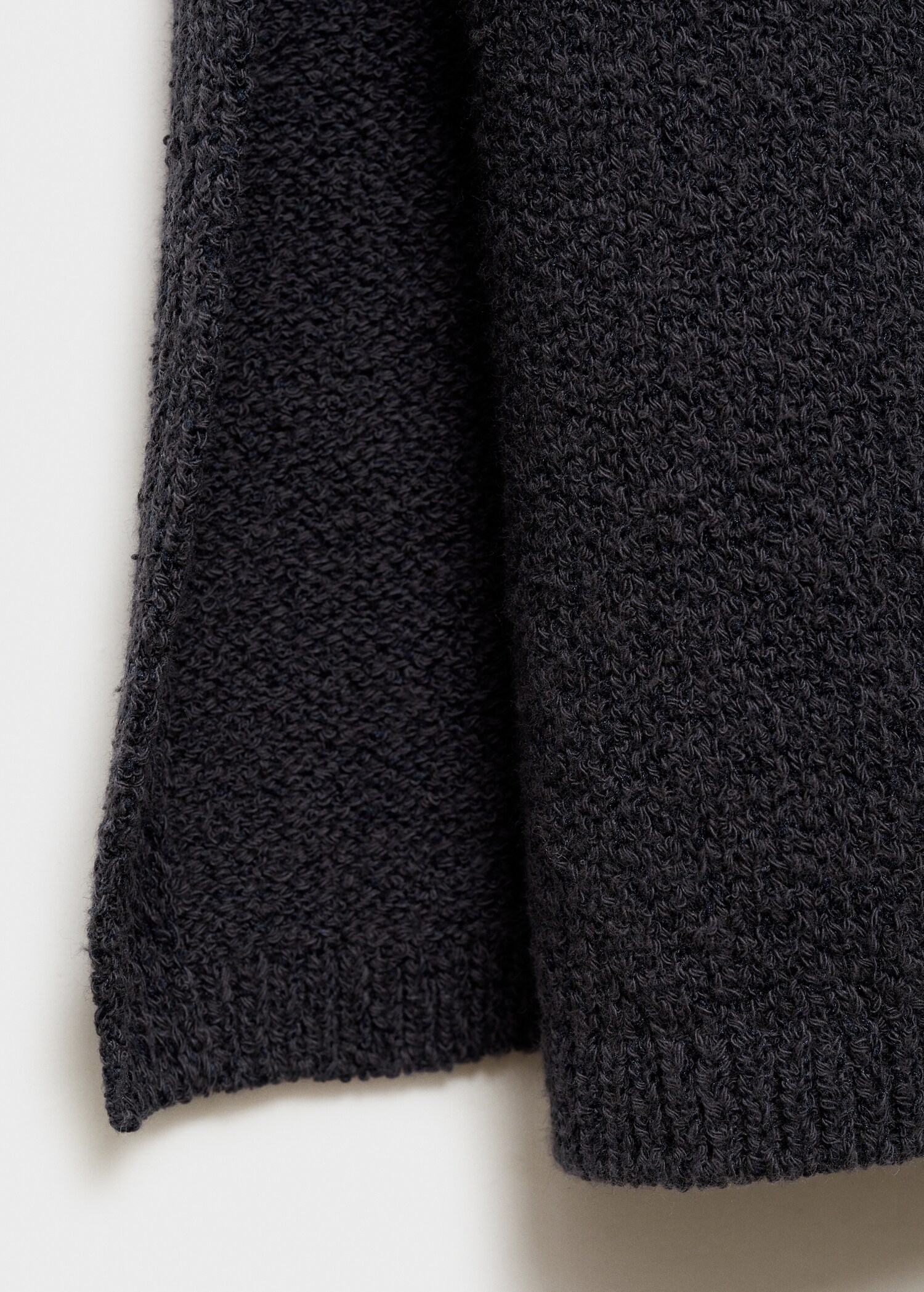 Long skirt with side slit - Details of the article 0