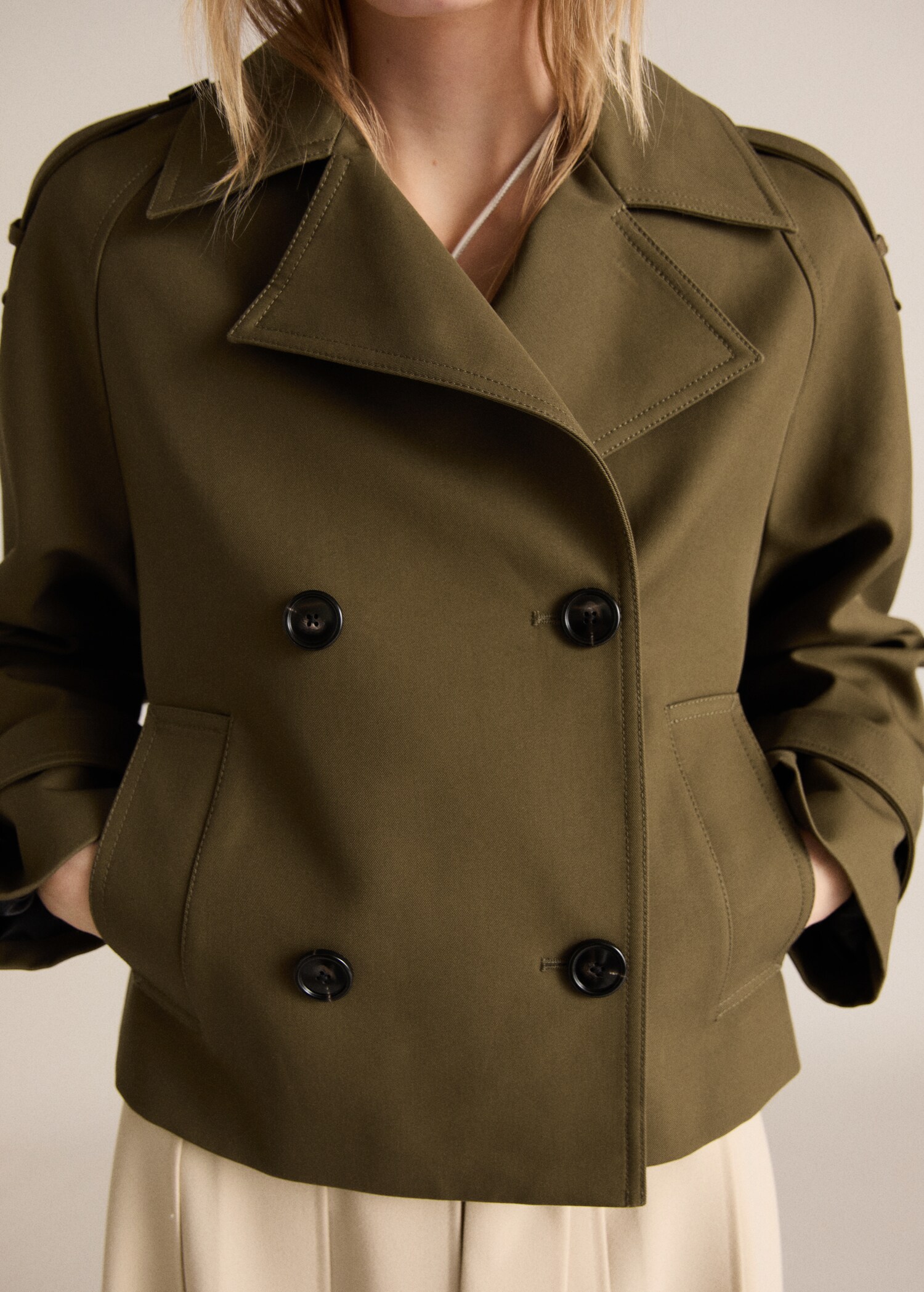 Trench crop algodón doble botonadura - Detalle del artículo 6