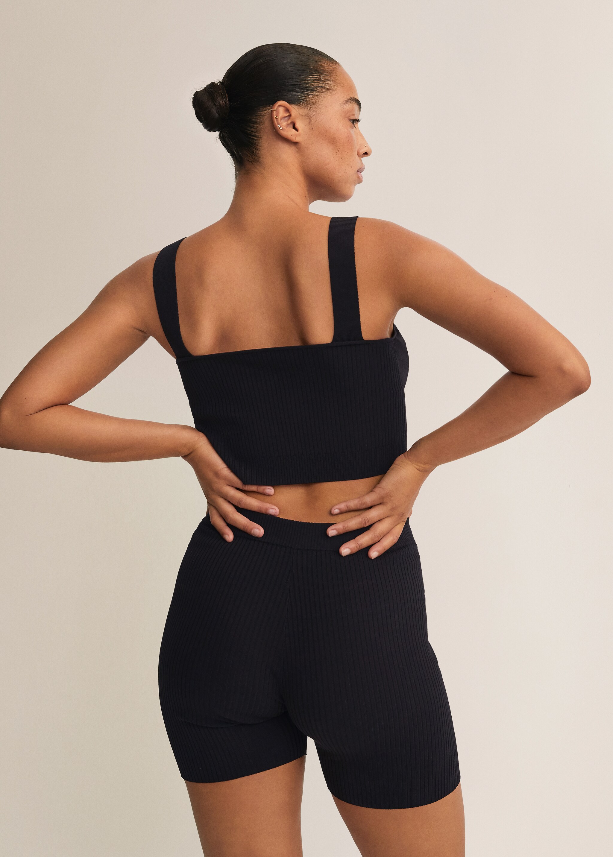 Seamless sporty leggings - Reverse of the article