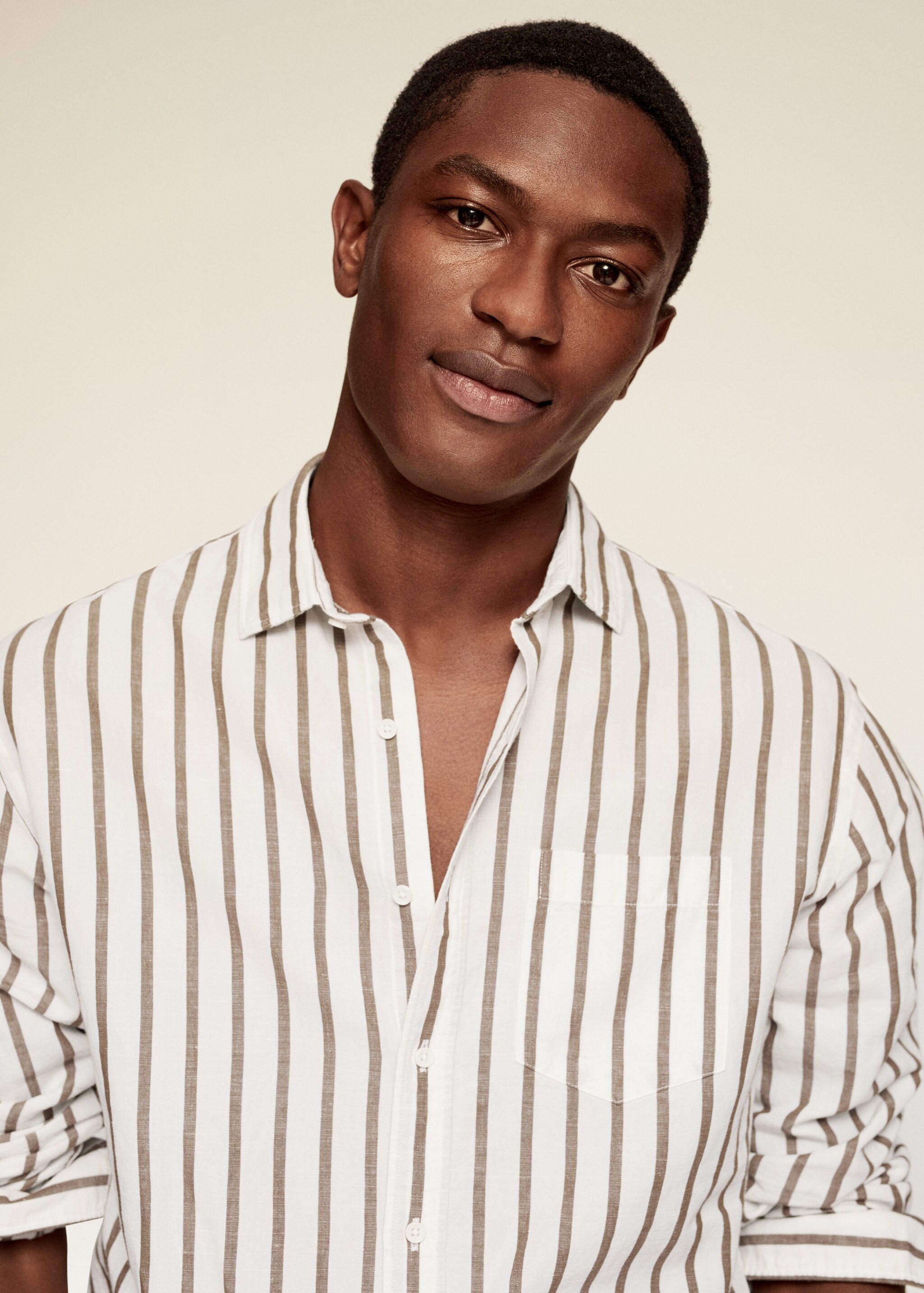 Camisa regular fit lino rayas  - Detalle del artículo 1