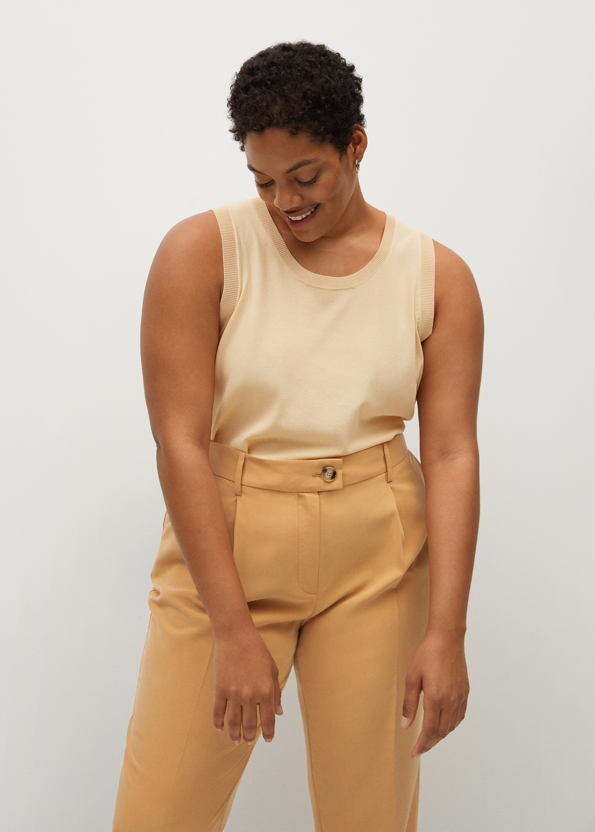 Straight-fit pleated trousers - Details of the article 2