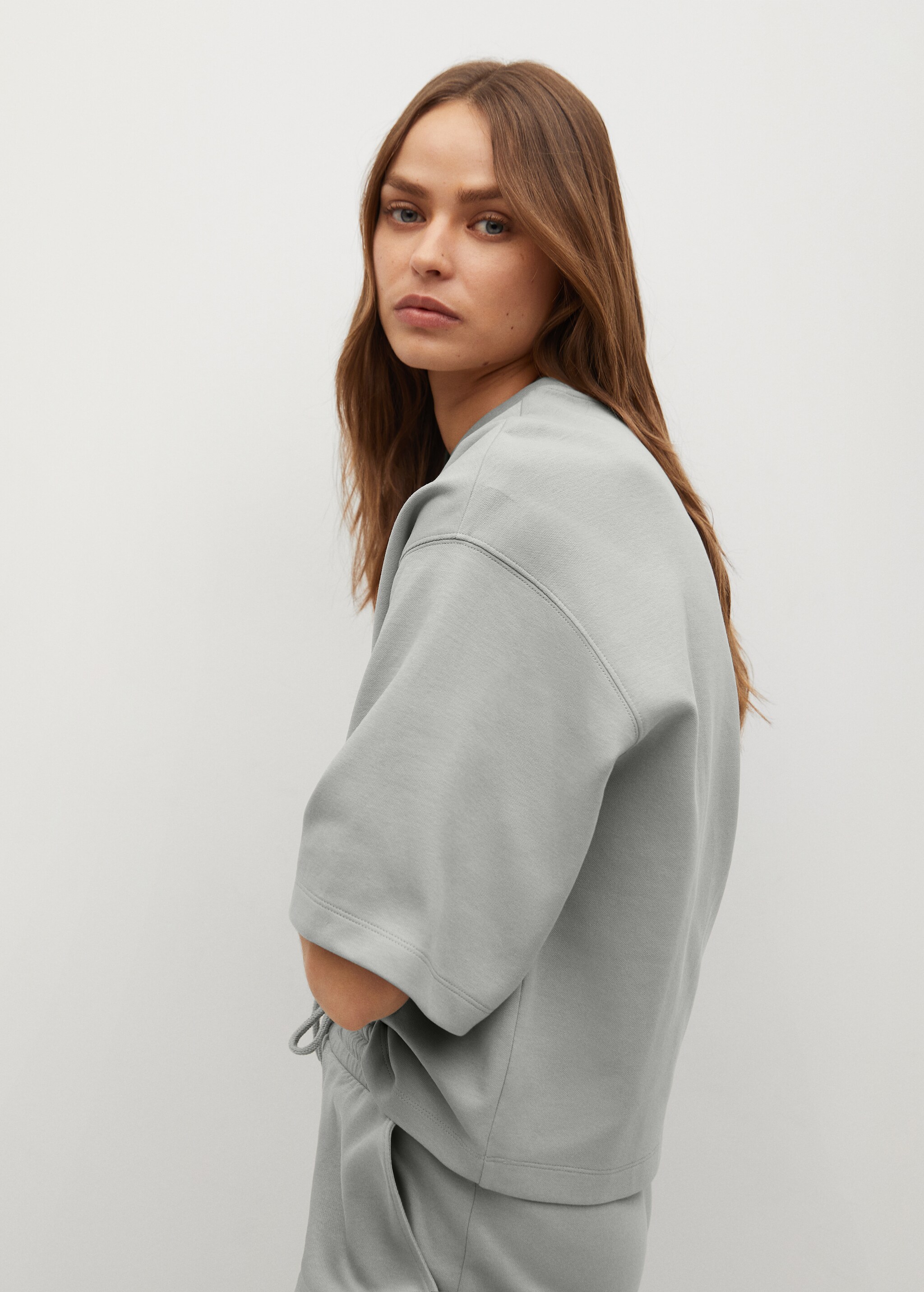 Thick cotton t-shirt - Details of the article 1