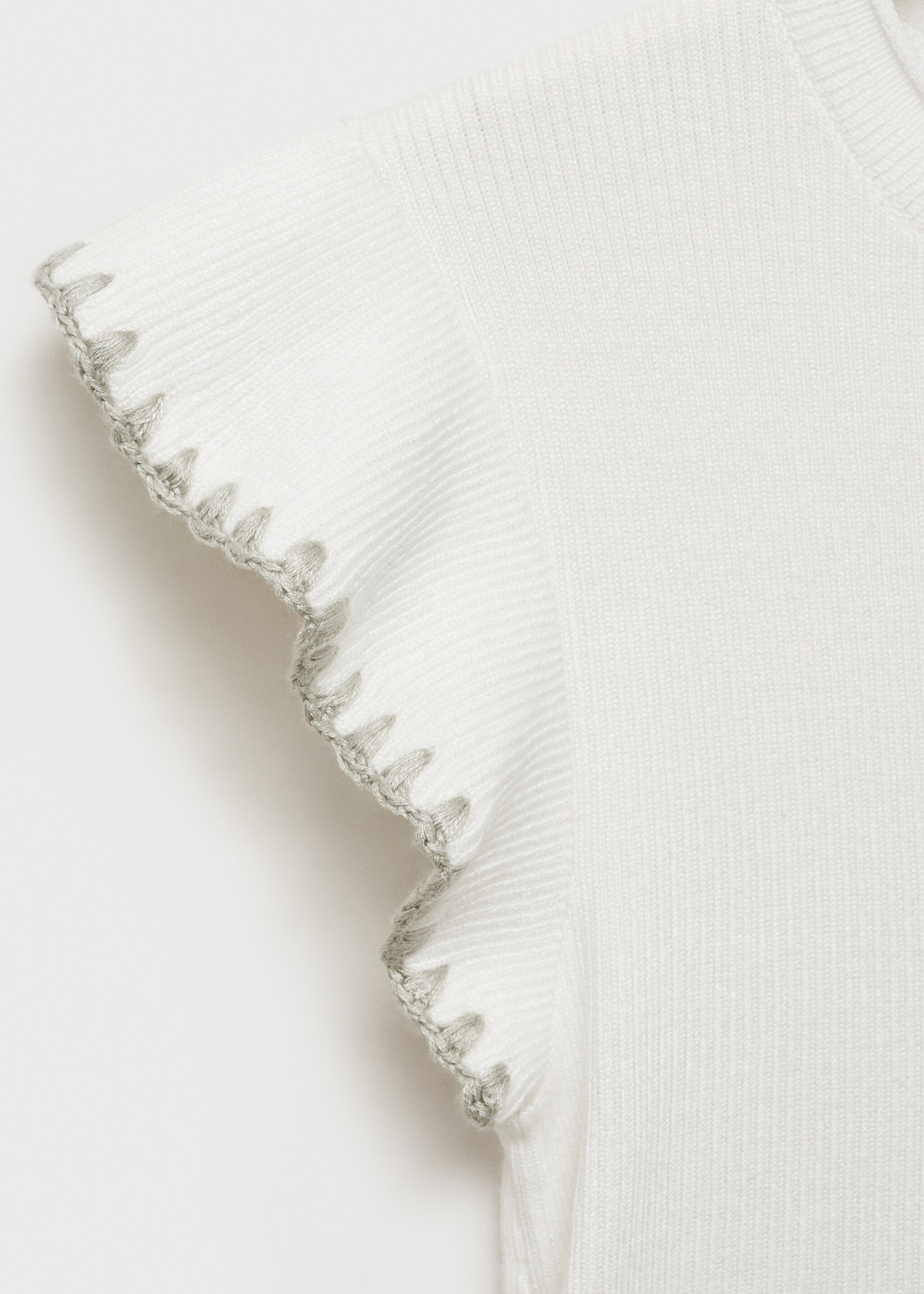 Top detalle volante - Detalle del artículo 8, Blanco roto. Ref: 87075729-00.