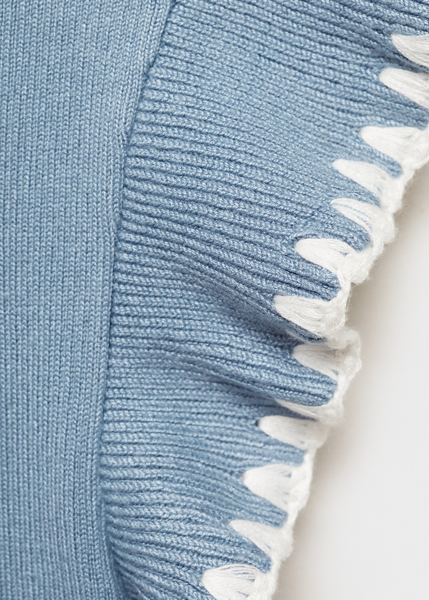 Top detalle volante - Detalle del artículo 8