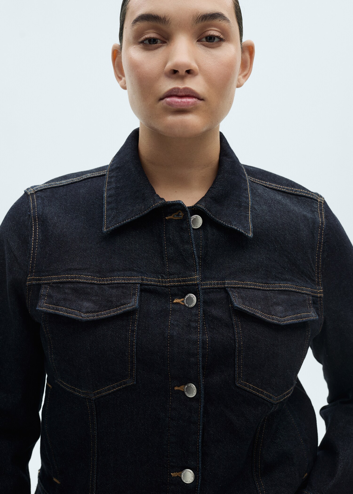 Denim jacket pockets - Details of the article 4