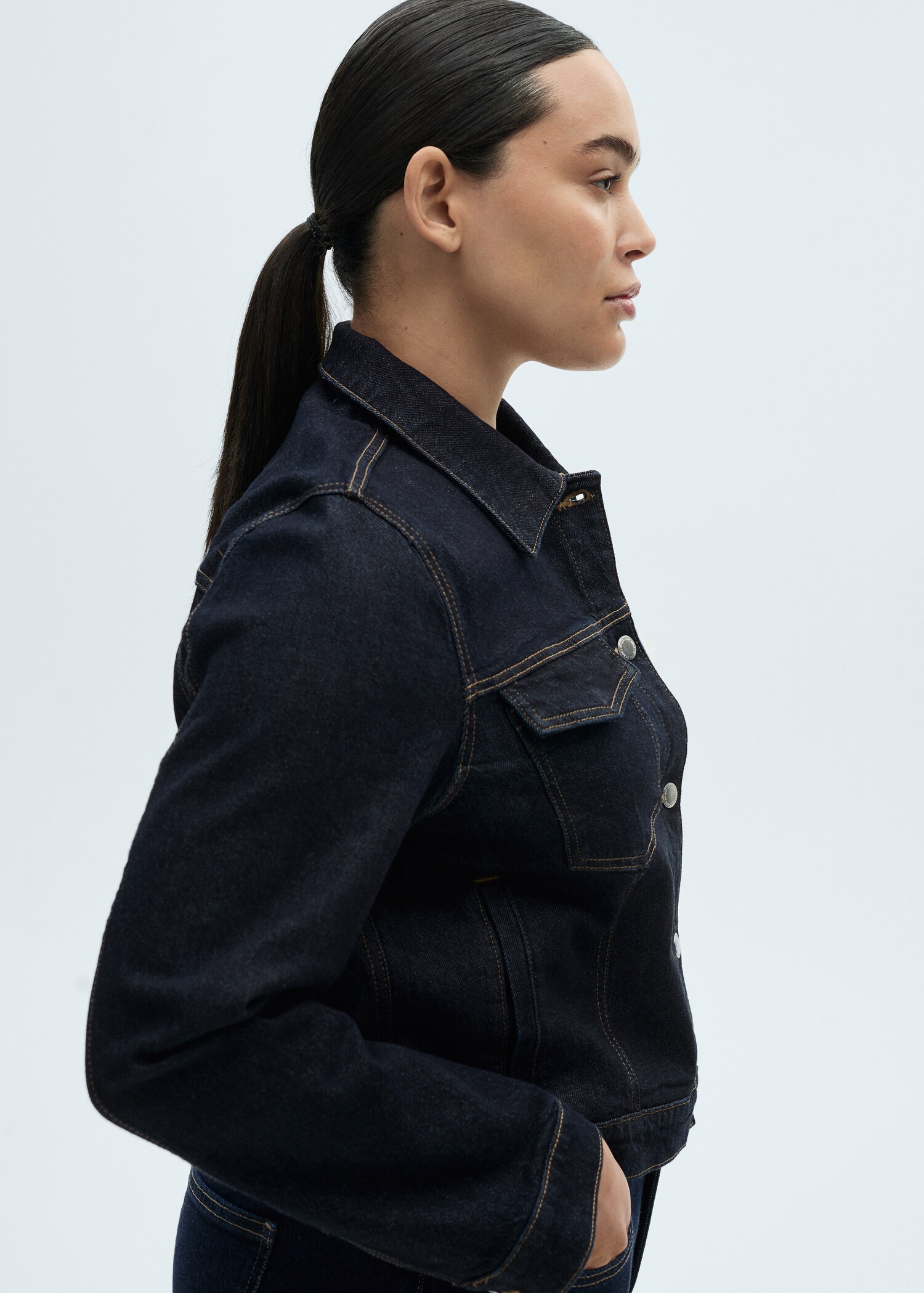 Denim jacket pockets - Details of the article 5