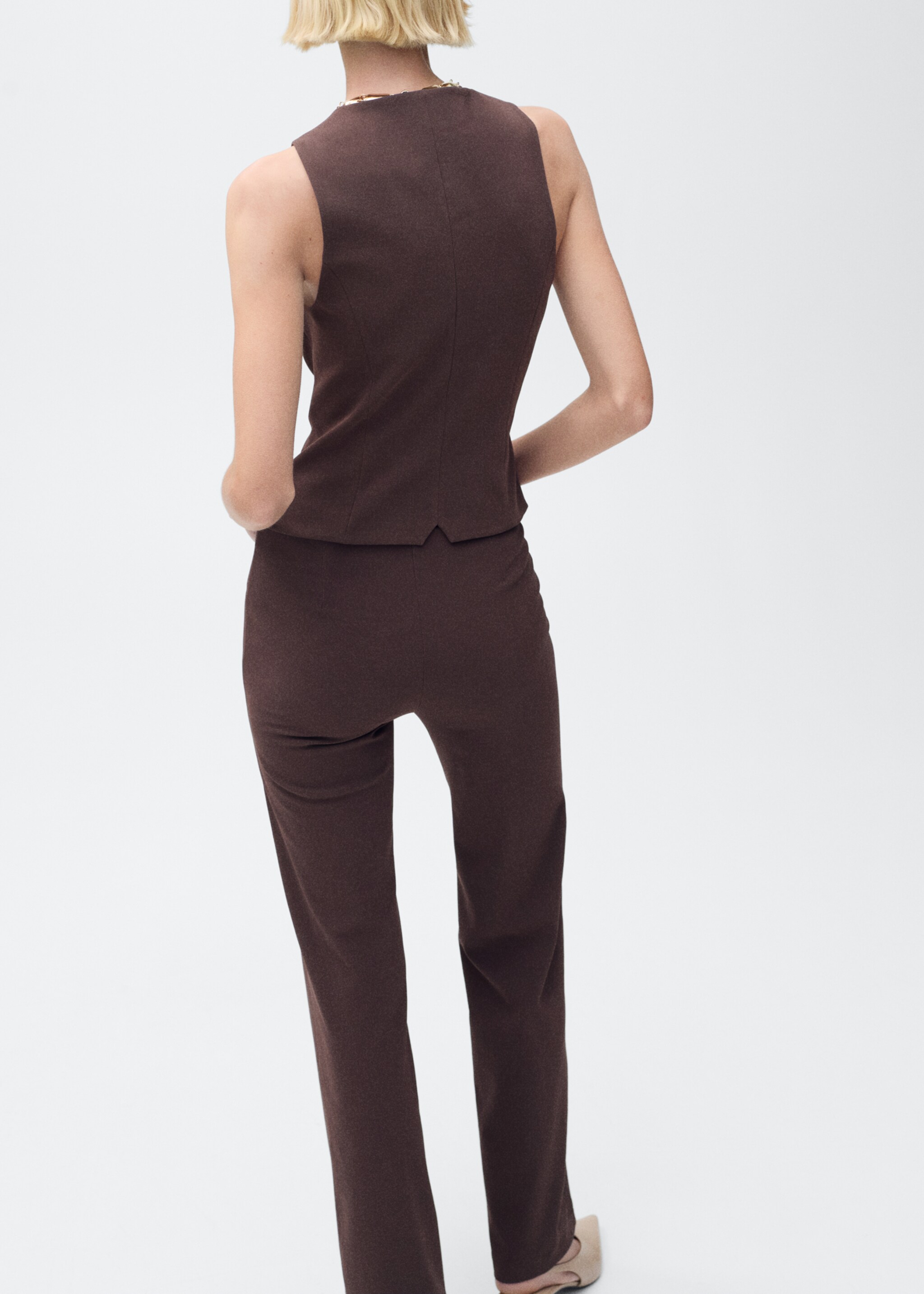 Pantalon droit costume - Verso de l’article, Chocolat. Ref: 87075766-00.