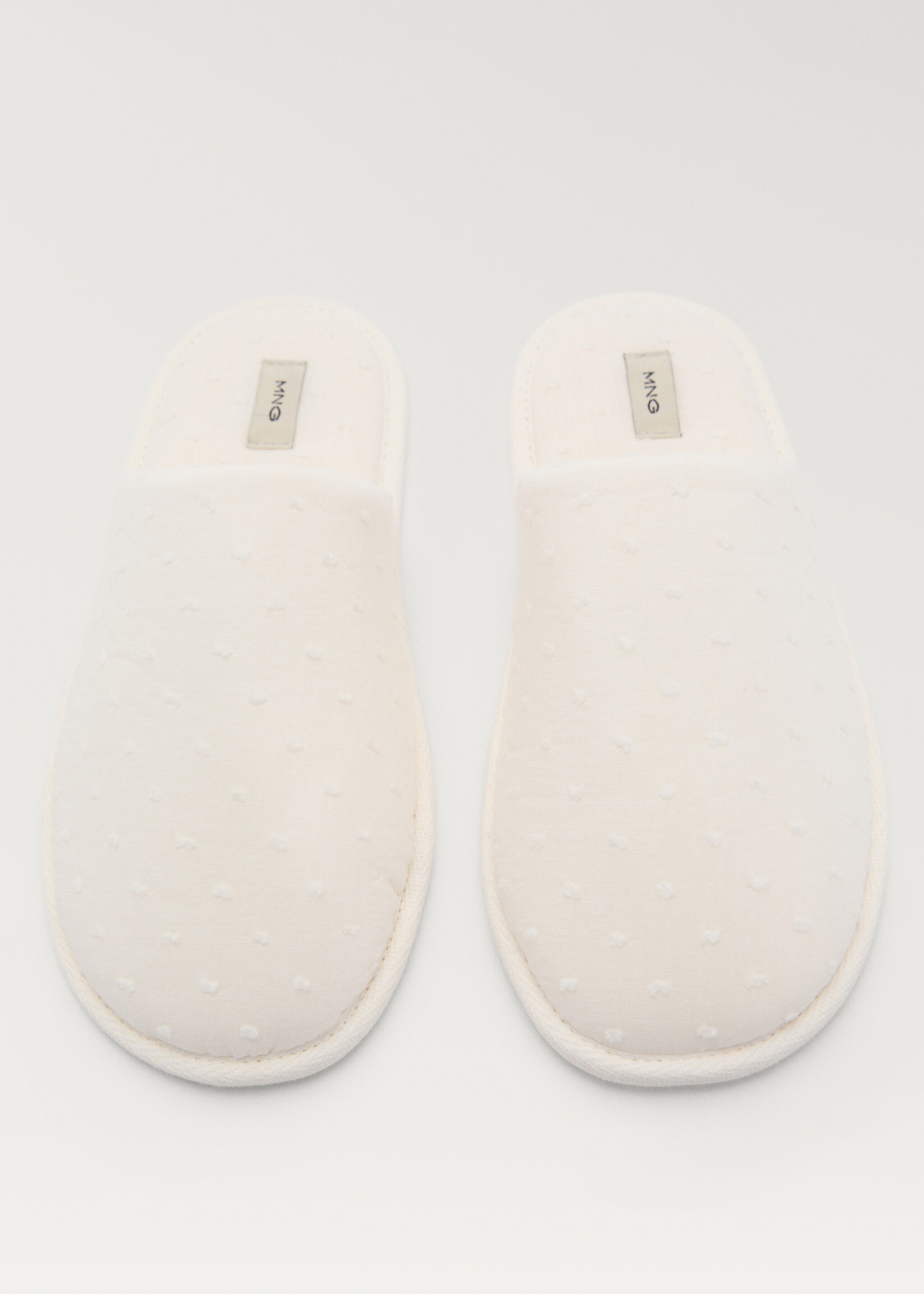 Tofflor i våfflad bomull - Detaljer om artikeln 2, Vit. Ref: 87075917-00.