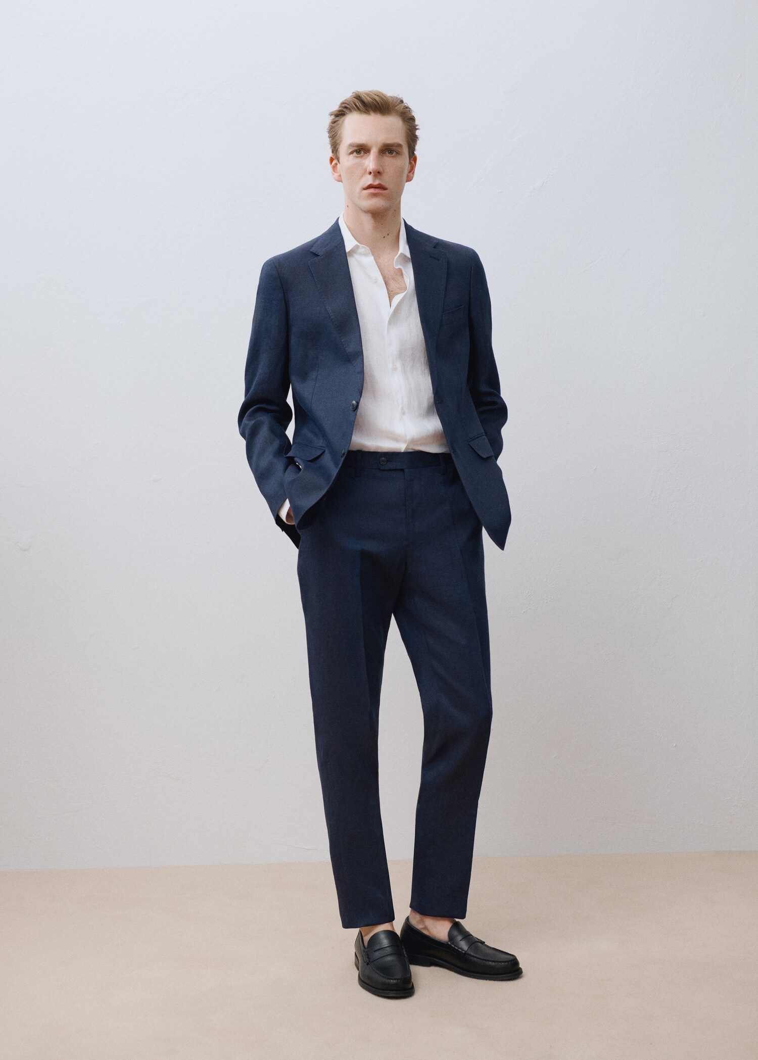 Amalfi 100% linen slim-fit suit jacket - Details of the article 5