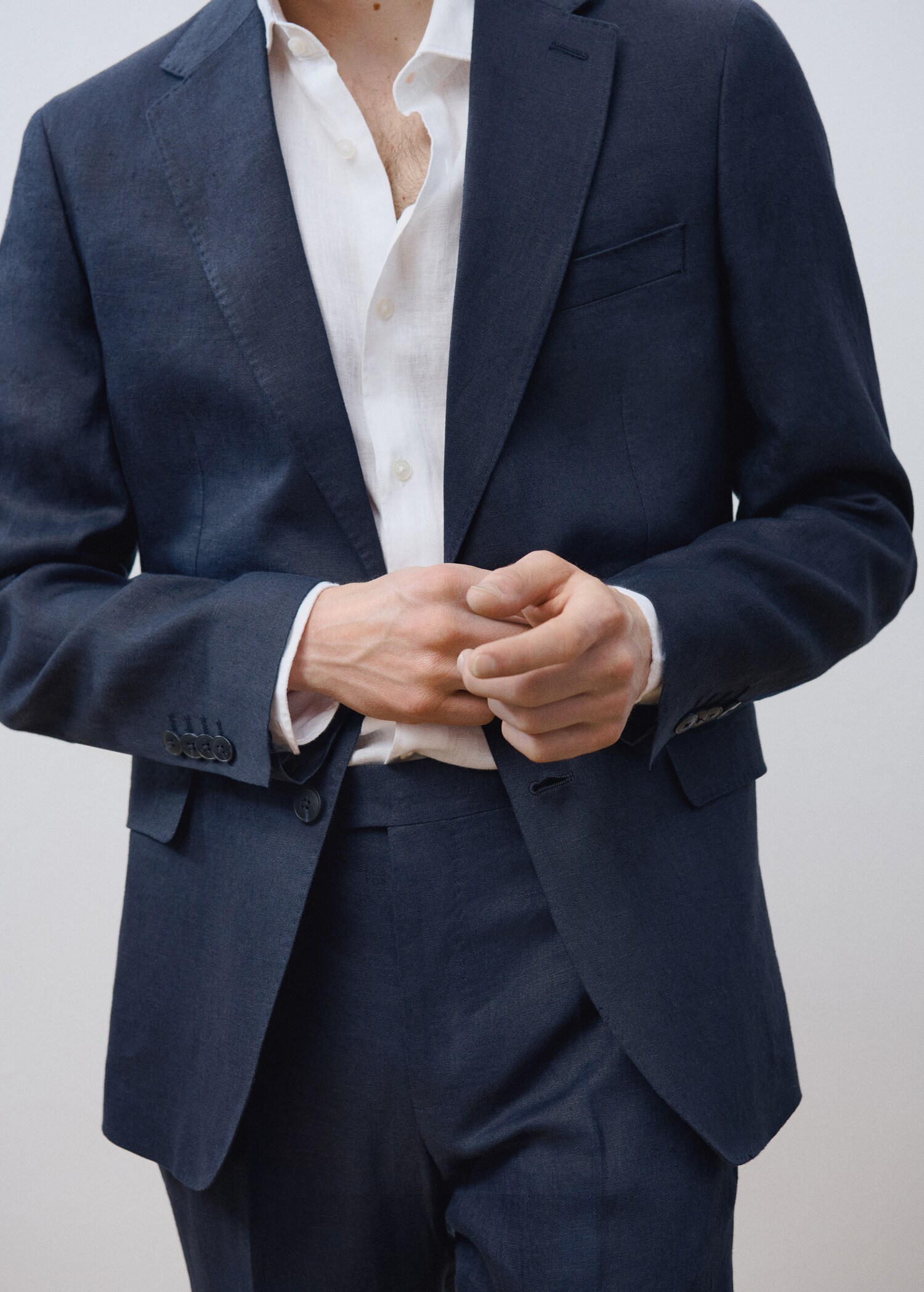 Amalfi 100% linen slim-fit suit jacket - Details of the article 9
