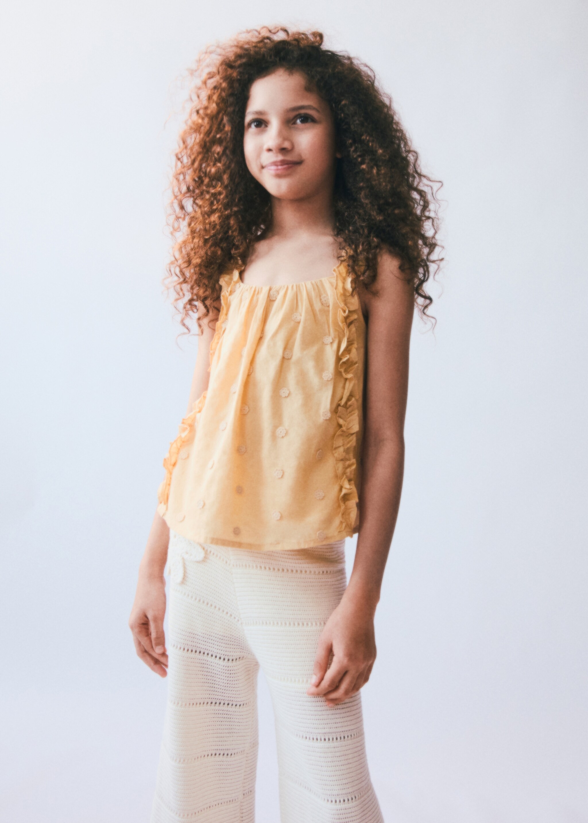 Blouse brodée froncée - Détail de l'article 5, Moutarde. Ref: 87075949-00.