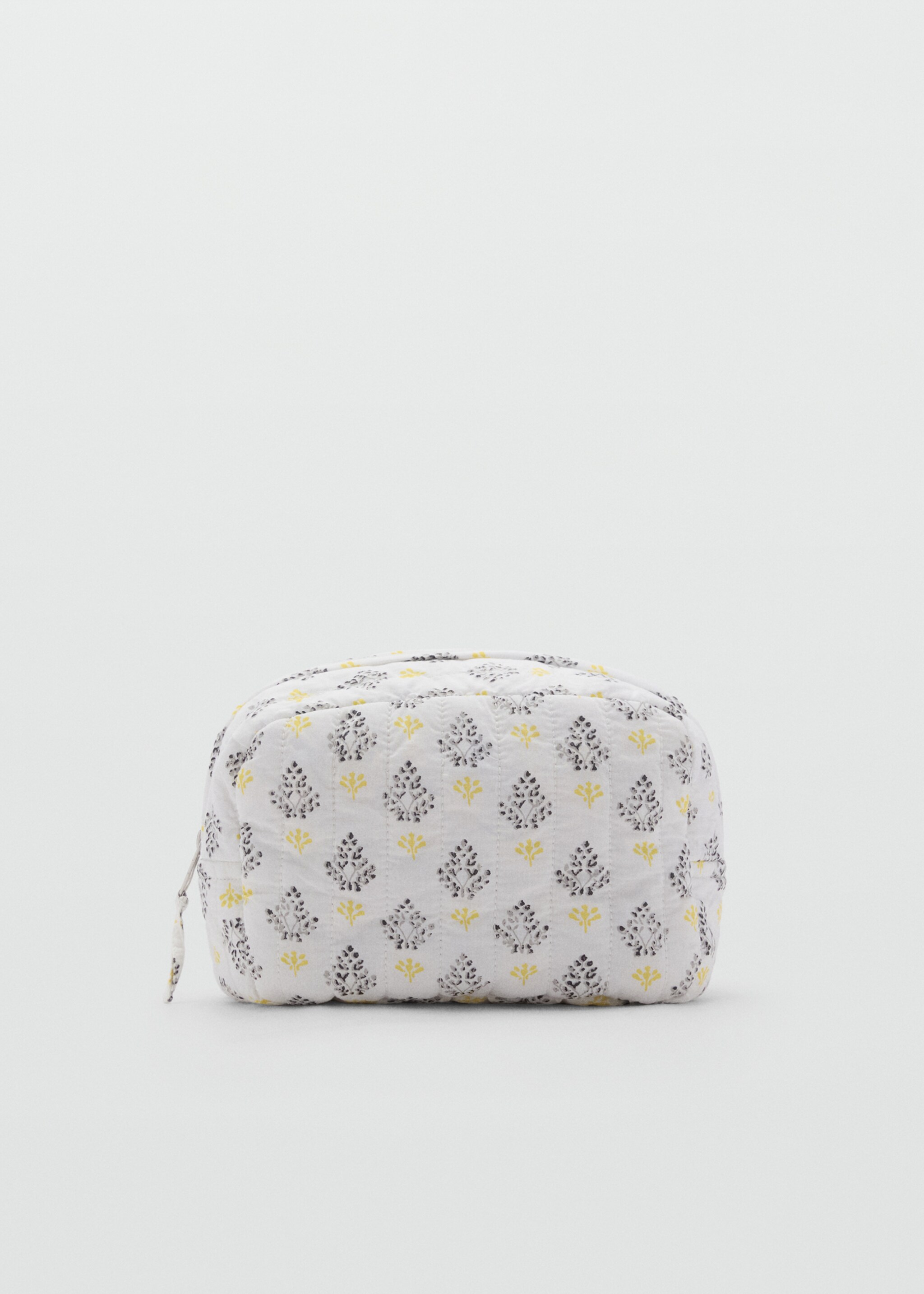 Quilted cosmetic bag - Article without model, Yellow. Ref: 87075955-00.