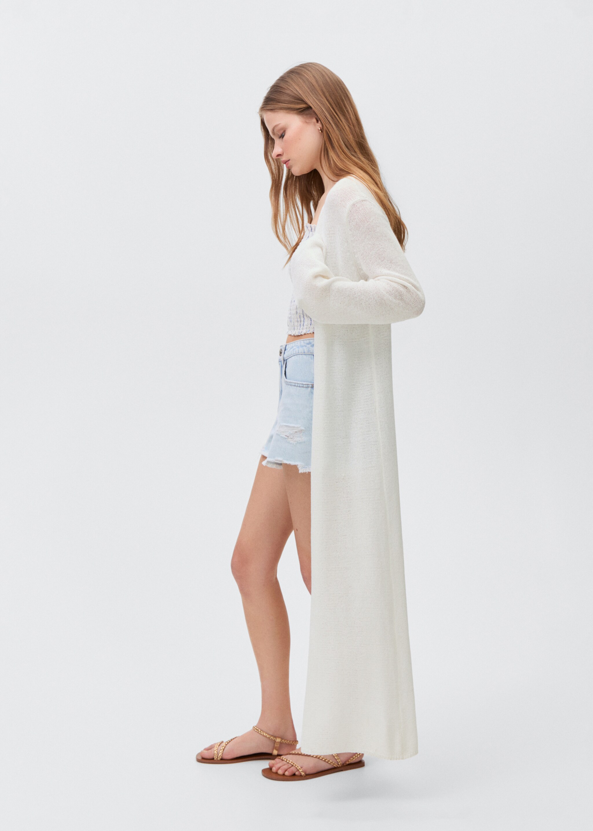 Lang gebreid vest - Detail van het artikel 2, Gebroken wit. Ref: 87076344-00.