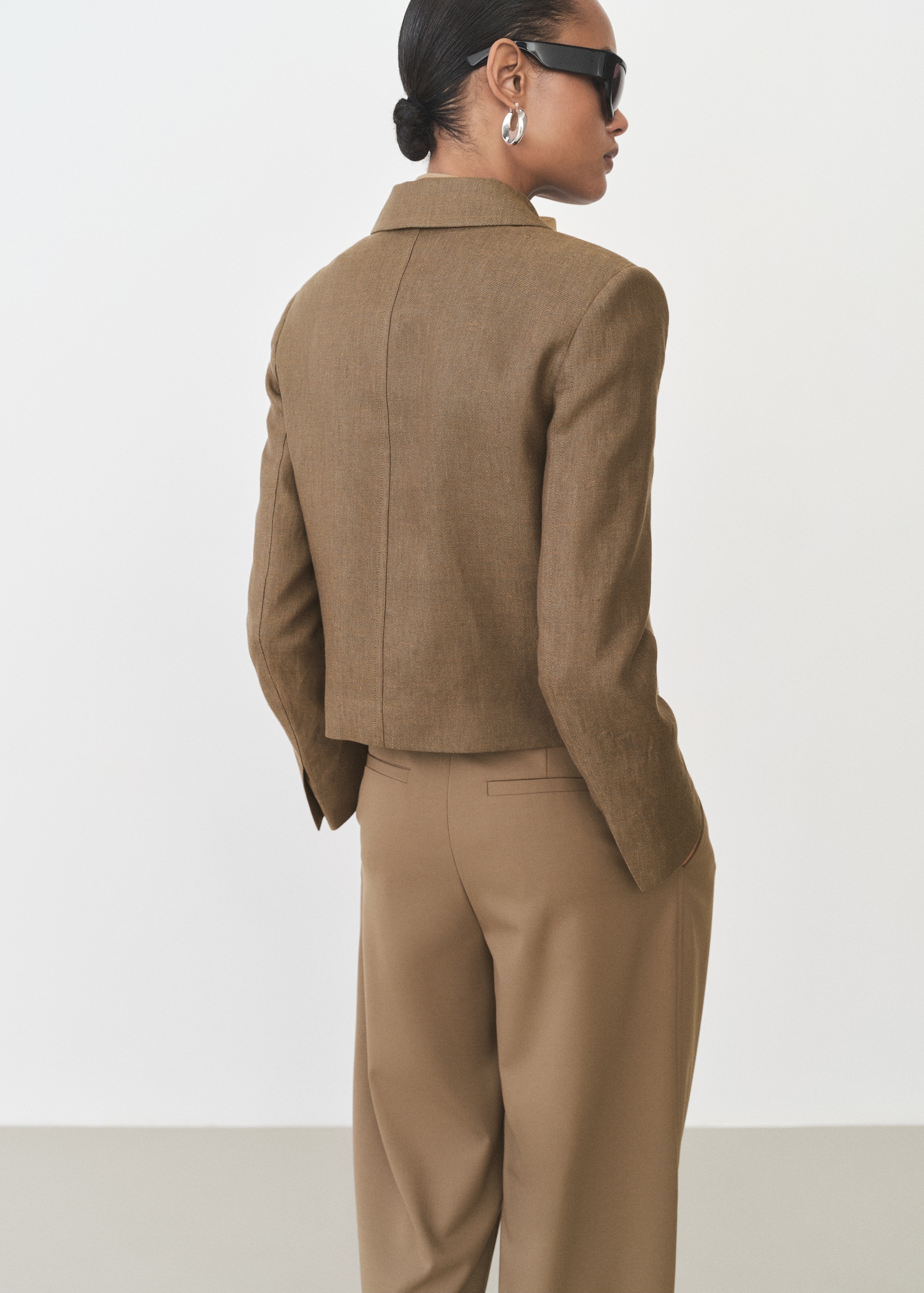 Linen-blend cropped jacket - Reverse of the article