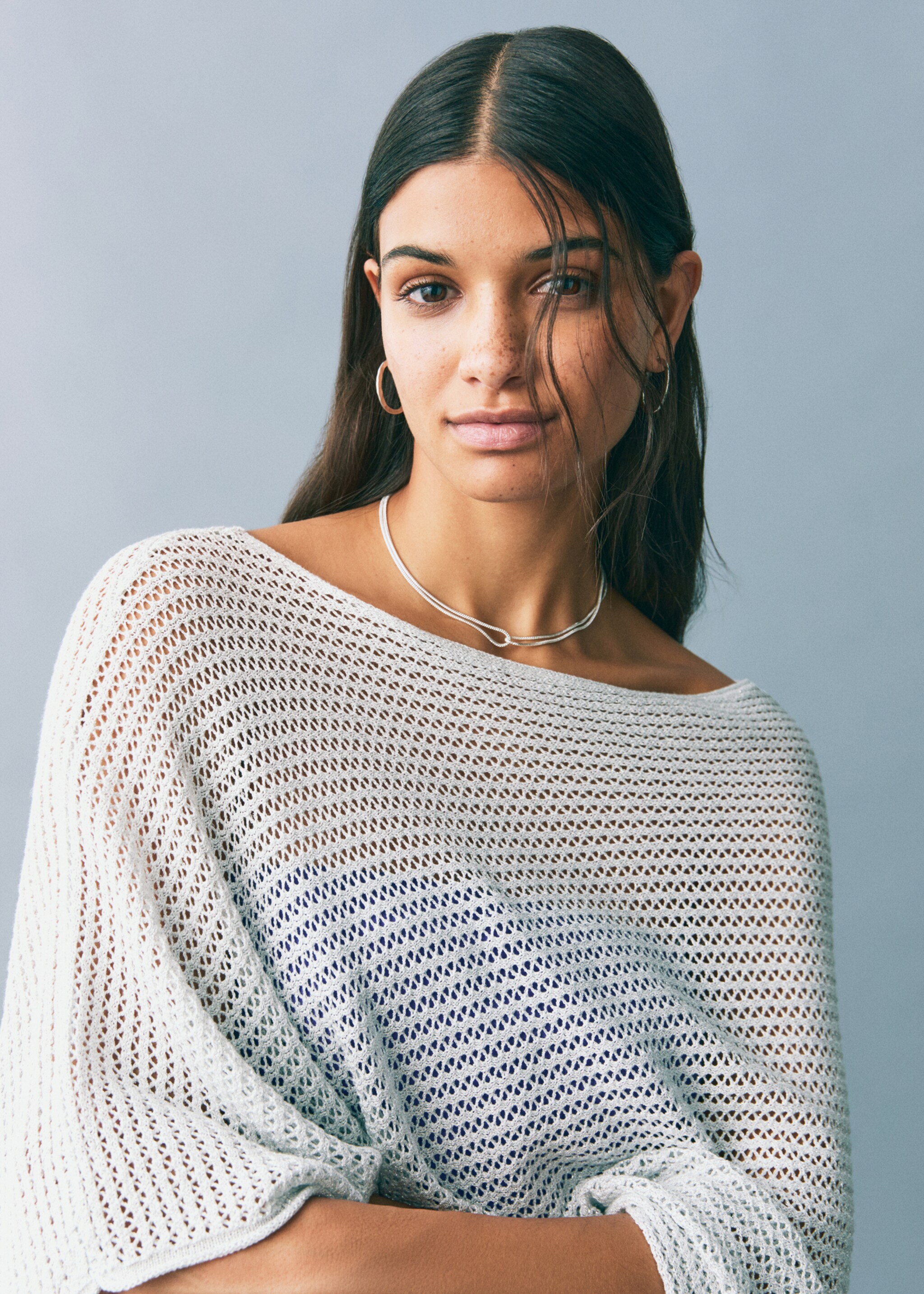 Knit cape - Details of the article 1, Silver. Ref: 87076353-00.