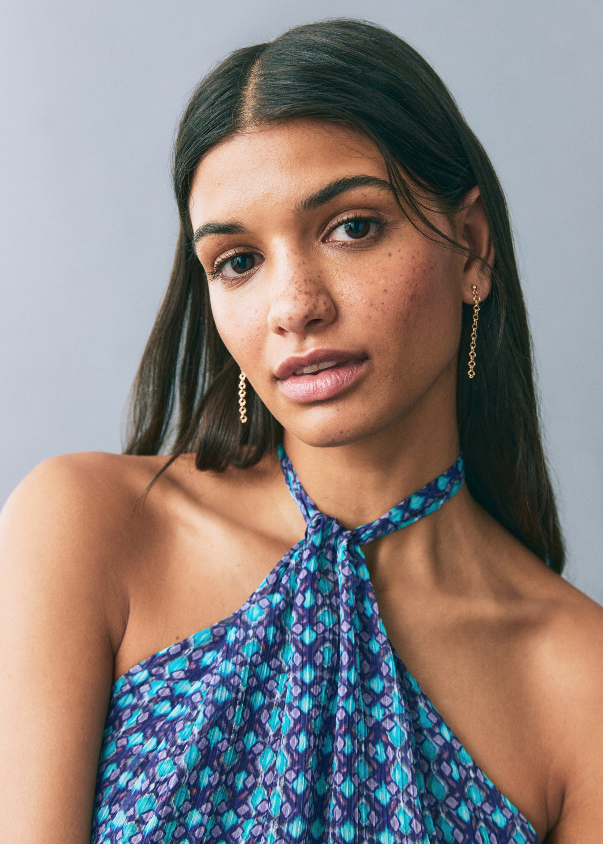 Halter-neck printed top - Details of the article 1, Turquoise. Ref: 87076361-00.