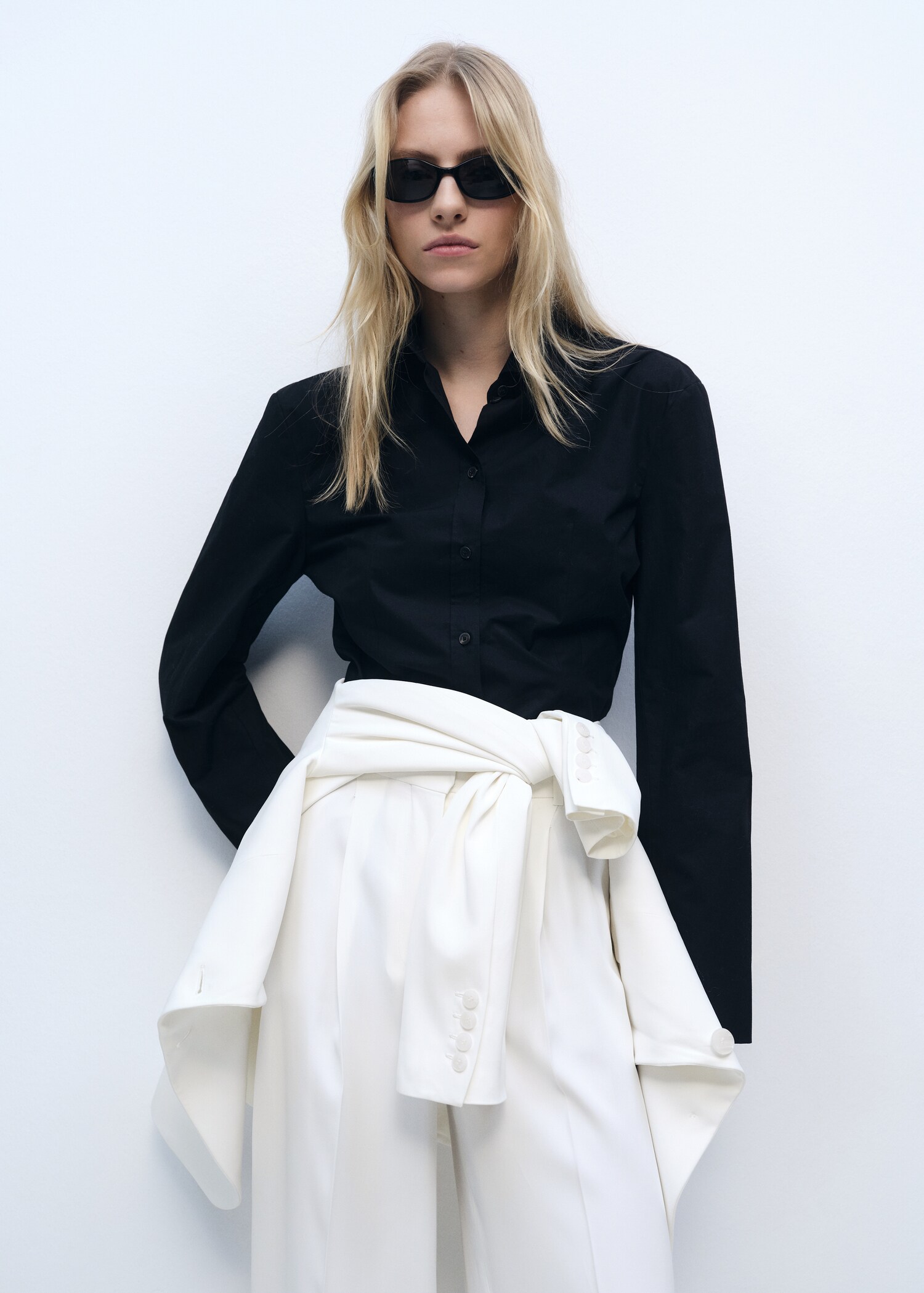 Pantalon de costume large à pinces - Détail de l'article 1